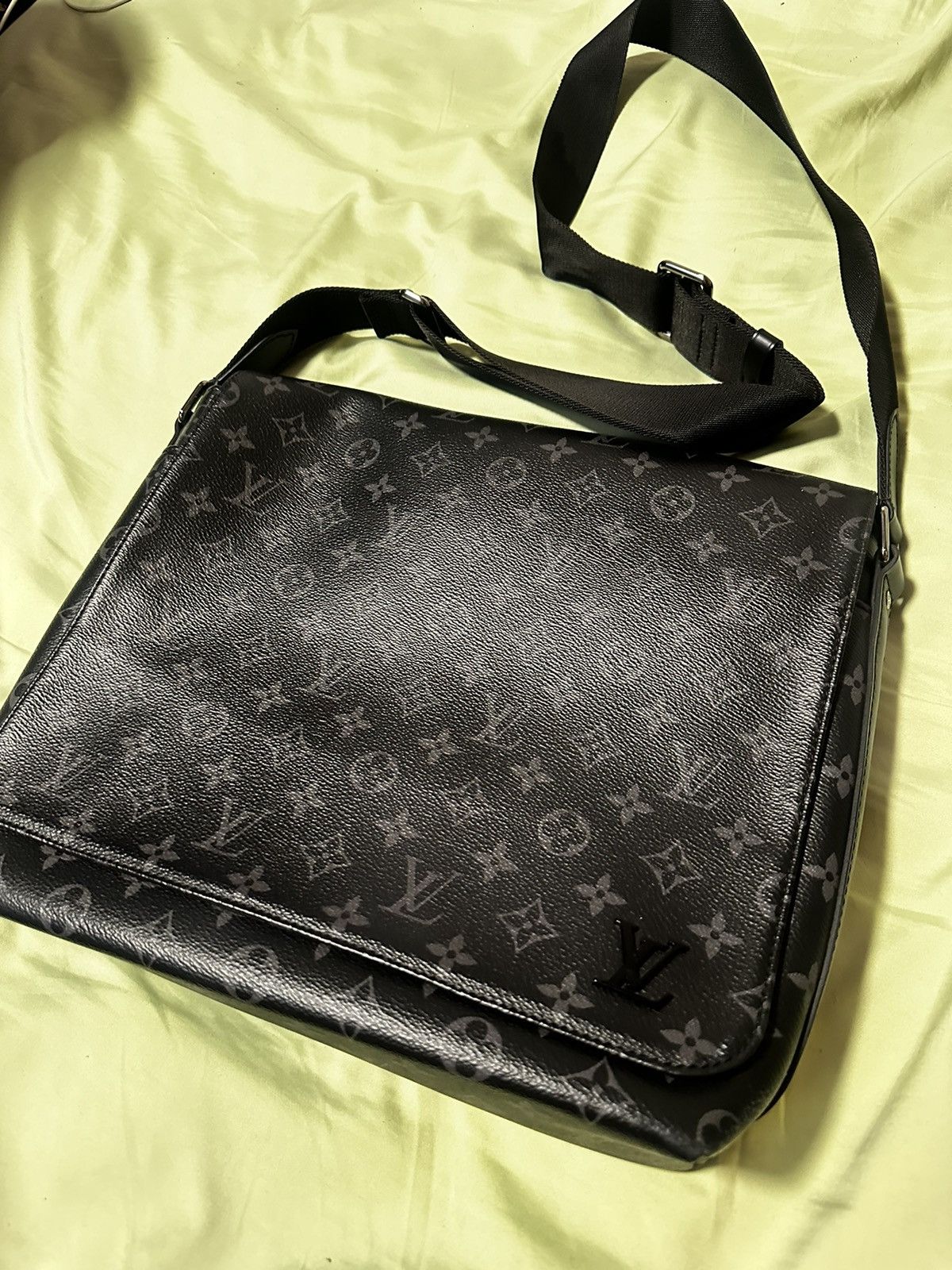 Louis Vuitton District MM Monogram Eclipse Messenger Bag