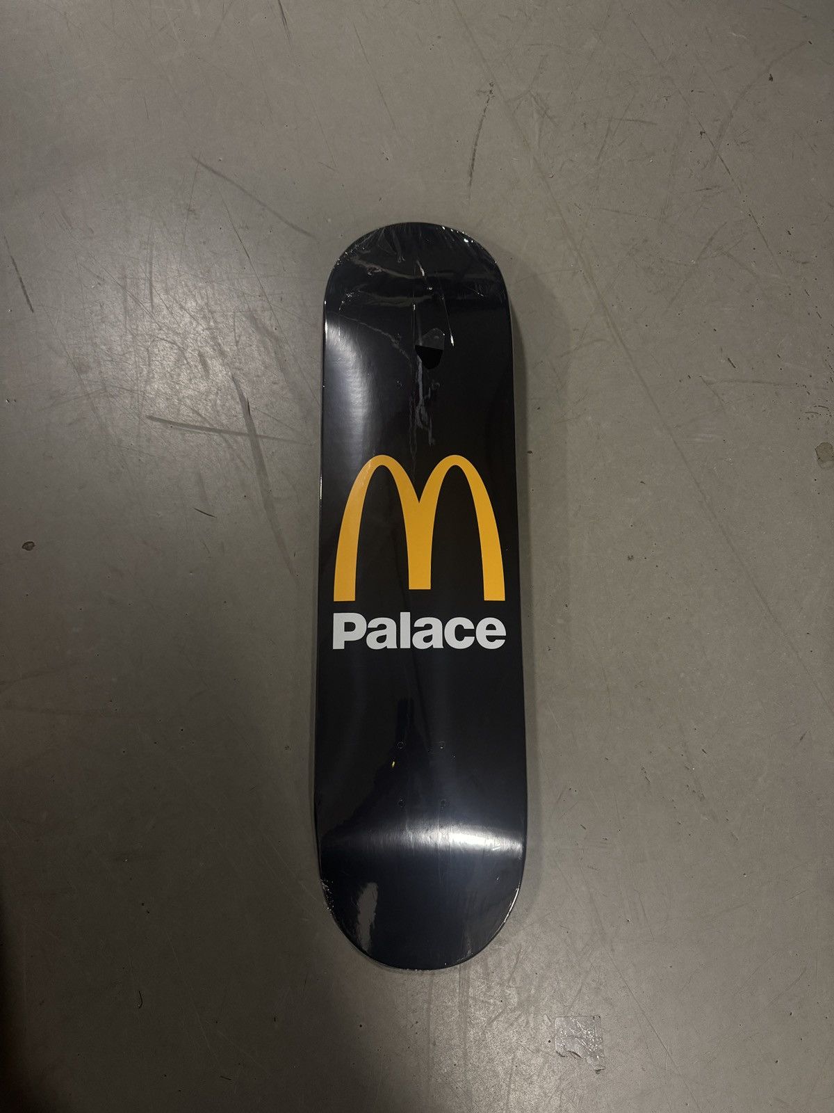 Palace Palace x McDonald’s Logo Skateboard Deck Size ONE SIZE - 1 Thumbnail