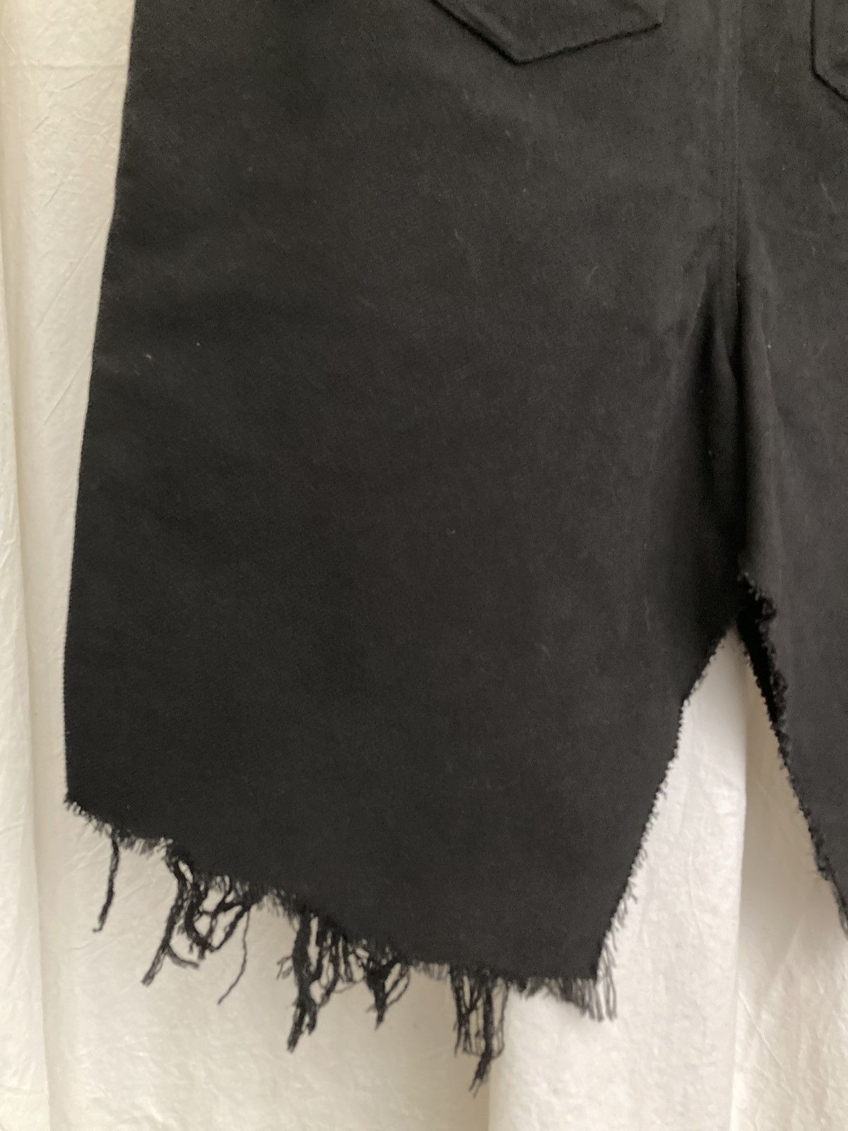Rick Owens NEVER WORN/ Rick Owens slivered denim skirt in black Size US 31 - 11 Thumbnail
