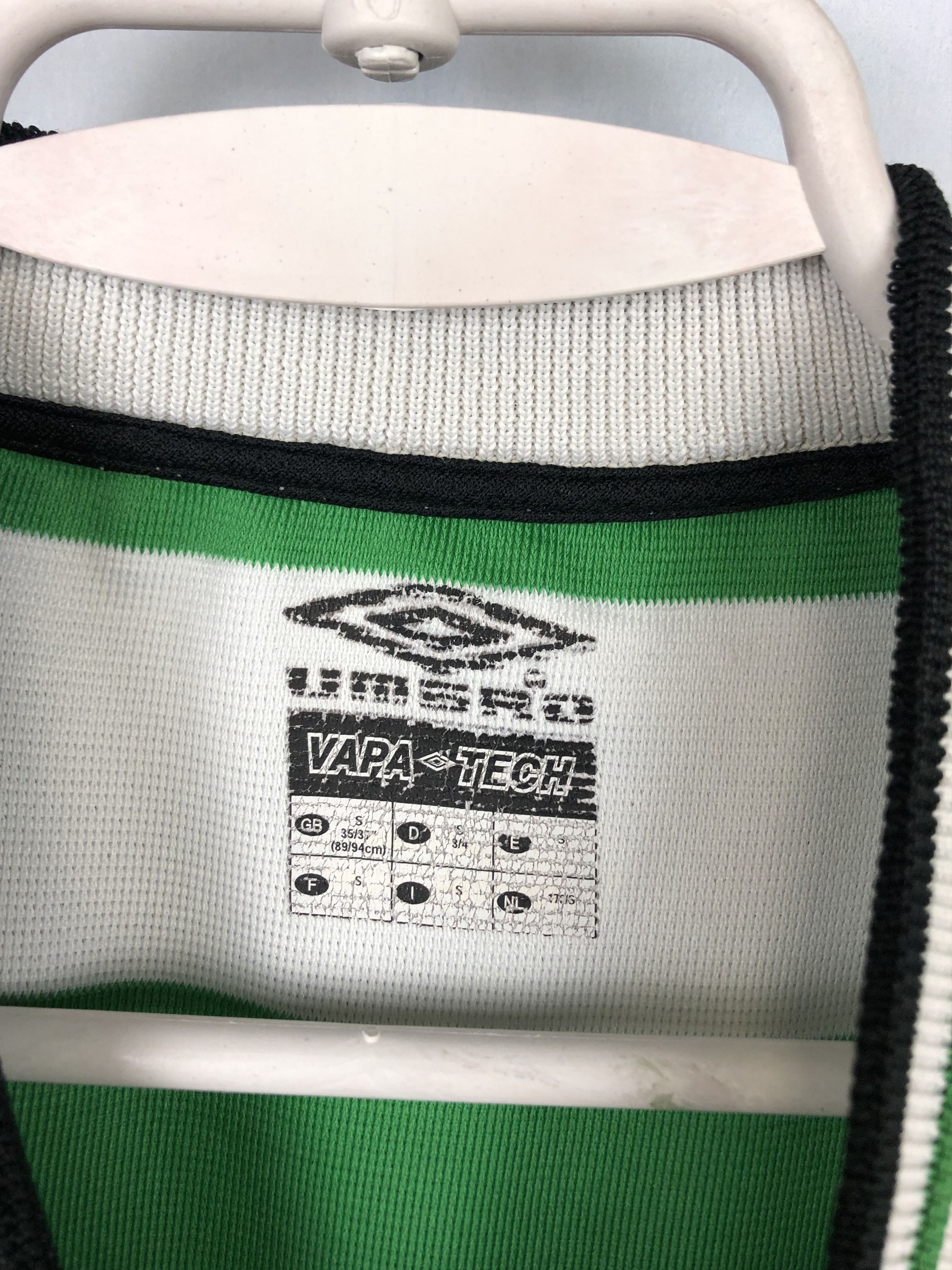 Vintage Celtic Home football shirt 2001 Soccer Umbro Jersey Trikot Size US S / EU 44-46 / 1 - 8 Thumbnail