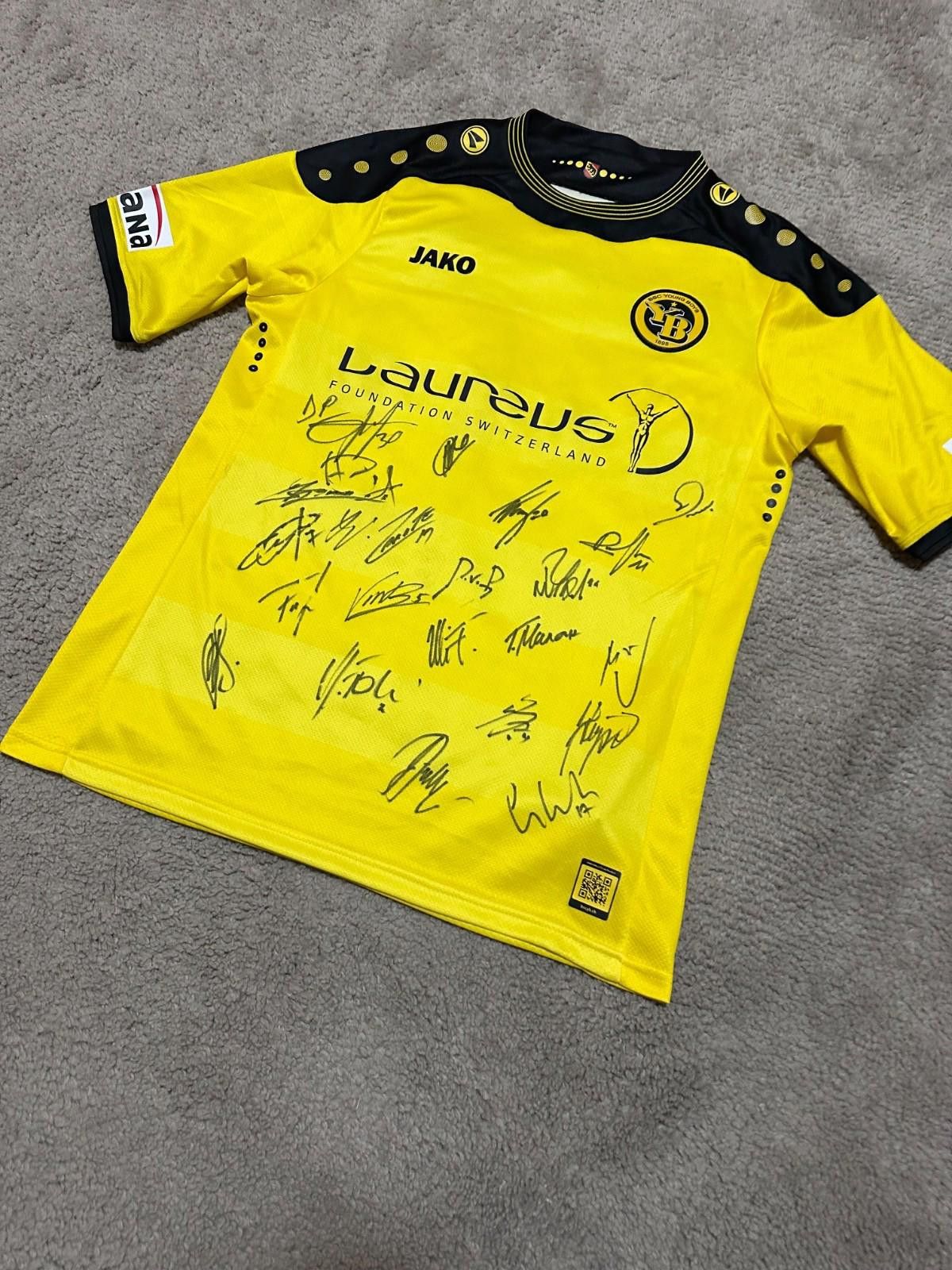 Other #10 Fabian BSC YOUNG BOYS 2013-14 HOME SHIRT JAKO SOCCER Size US M / EU 48-50 / 2 - 2 Thumbnail