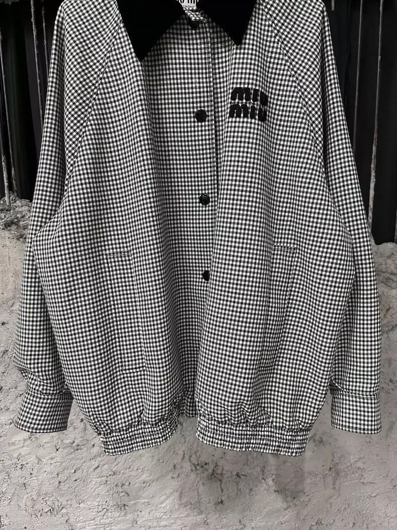 Miu Miu Miumiu Checkered Jacket with Black Collar-2506 Size S / US 4 / IT 40 - 4 Thumbnail