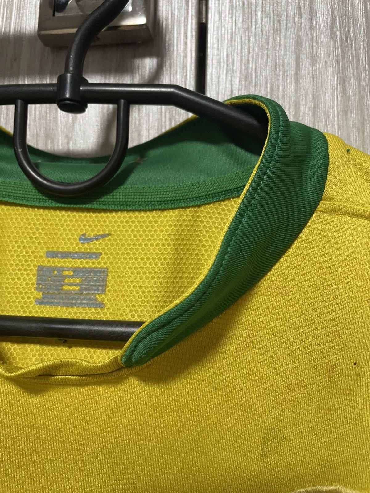 Nike × Vintage Nike Brazil National Team #8 Kaka 2006/2007 Home Jersey Kit Size US M / EU 48-50 / 2 - 9 Thumbnail