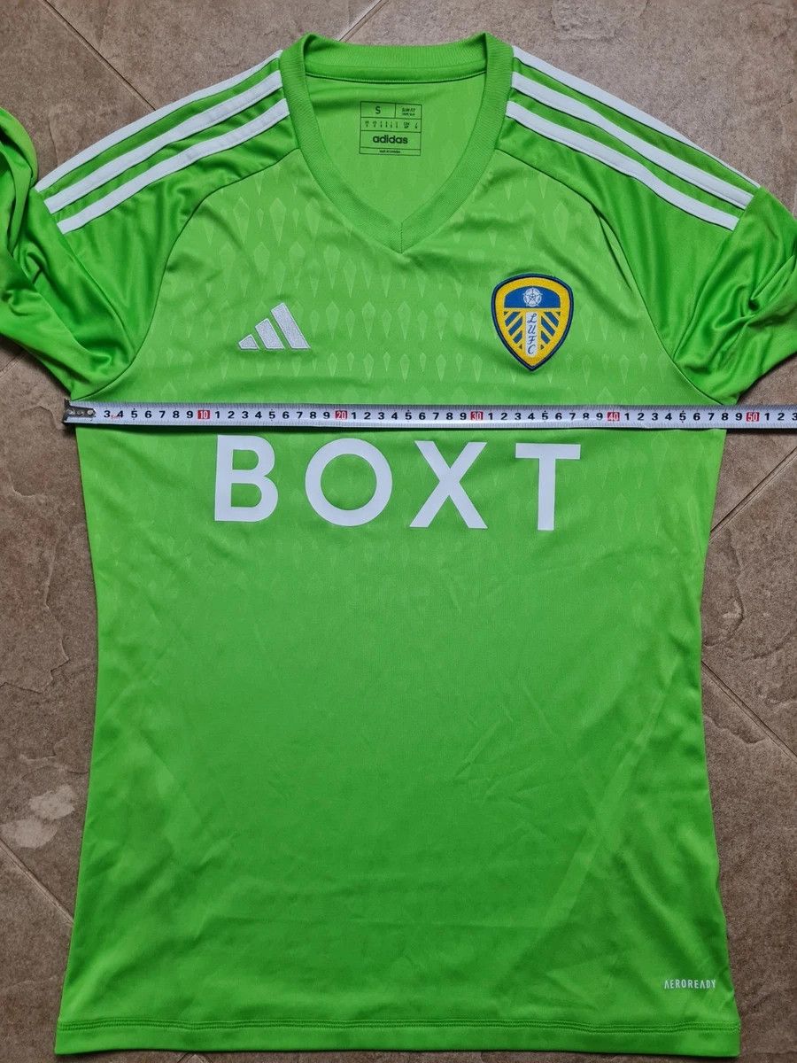 Adidas Leeds United Goalkeeper Adidas Long Sleeve Jersey & Shorts Size US S / EU 44-46 / 1 - 12 Thumbnail