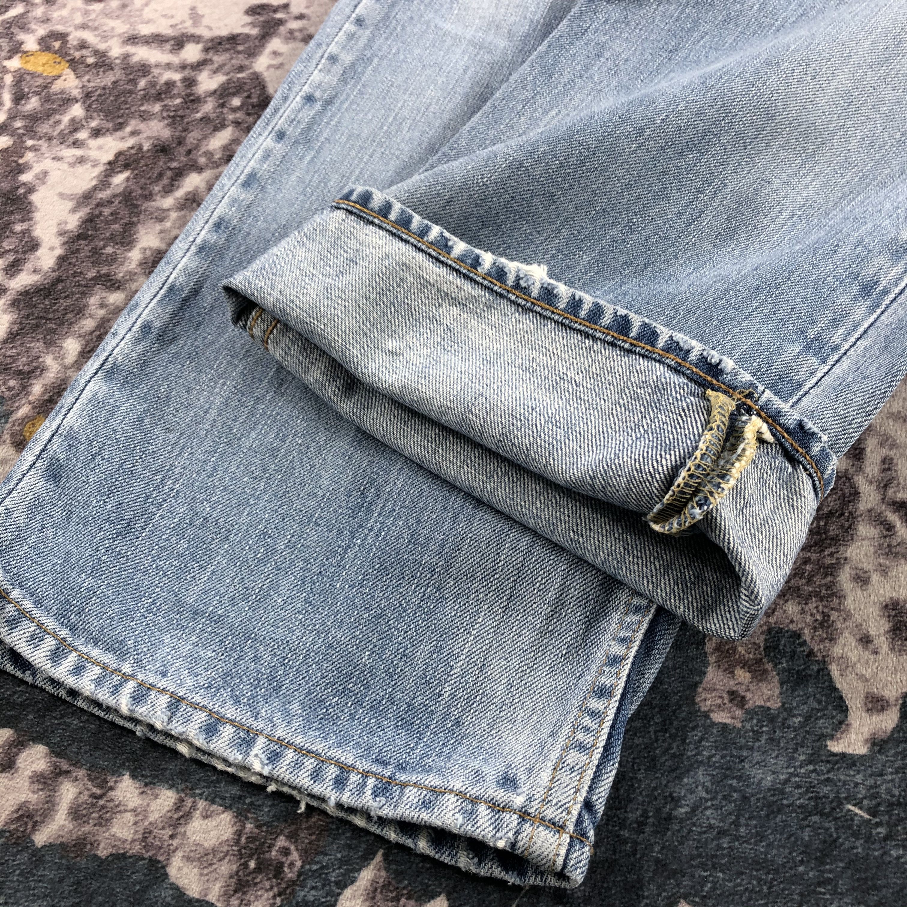 Levi's × Vintage Vintage Blue Wash Levis 502 Jeans-JM2754 Size US 37 - 7 Thumbnail