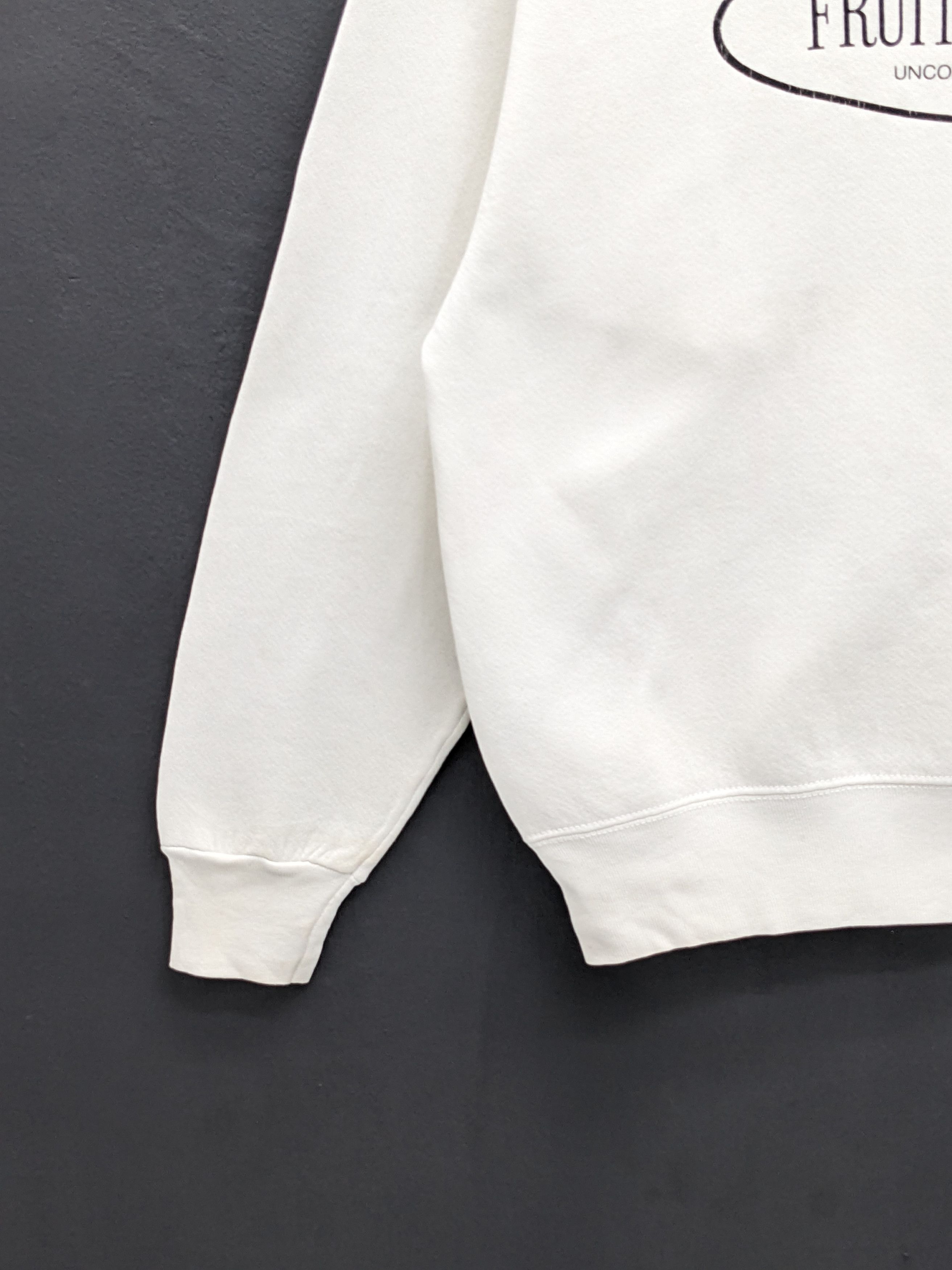Fruit Of The Loom Vintage 90s Fruit of the Loom HEAVY Crewneck Sweatshirt Size US L / EU 52-54 / 3 - 5 Thumbnail