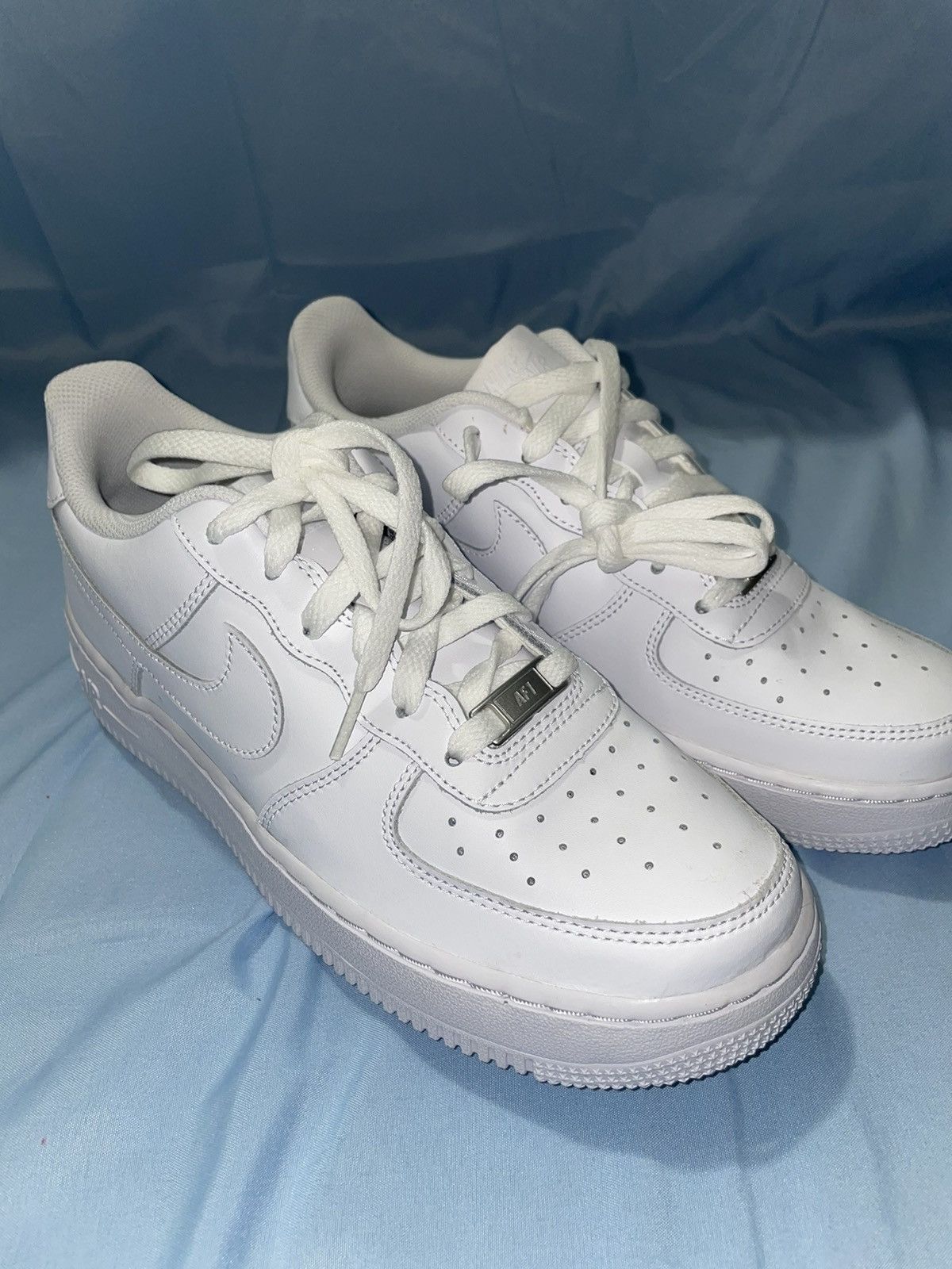 Nike Nike Air Force 1 (GS) Size US 7 / EU 40 - 2 Thumbnail