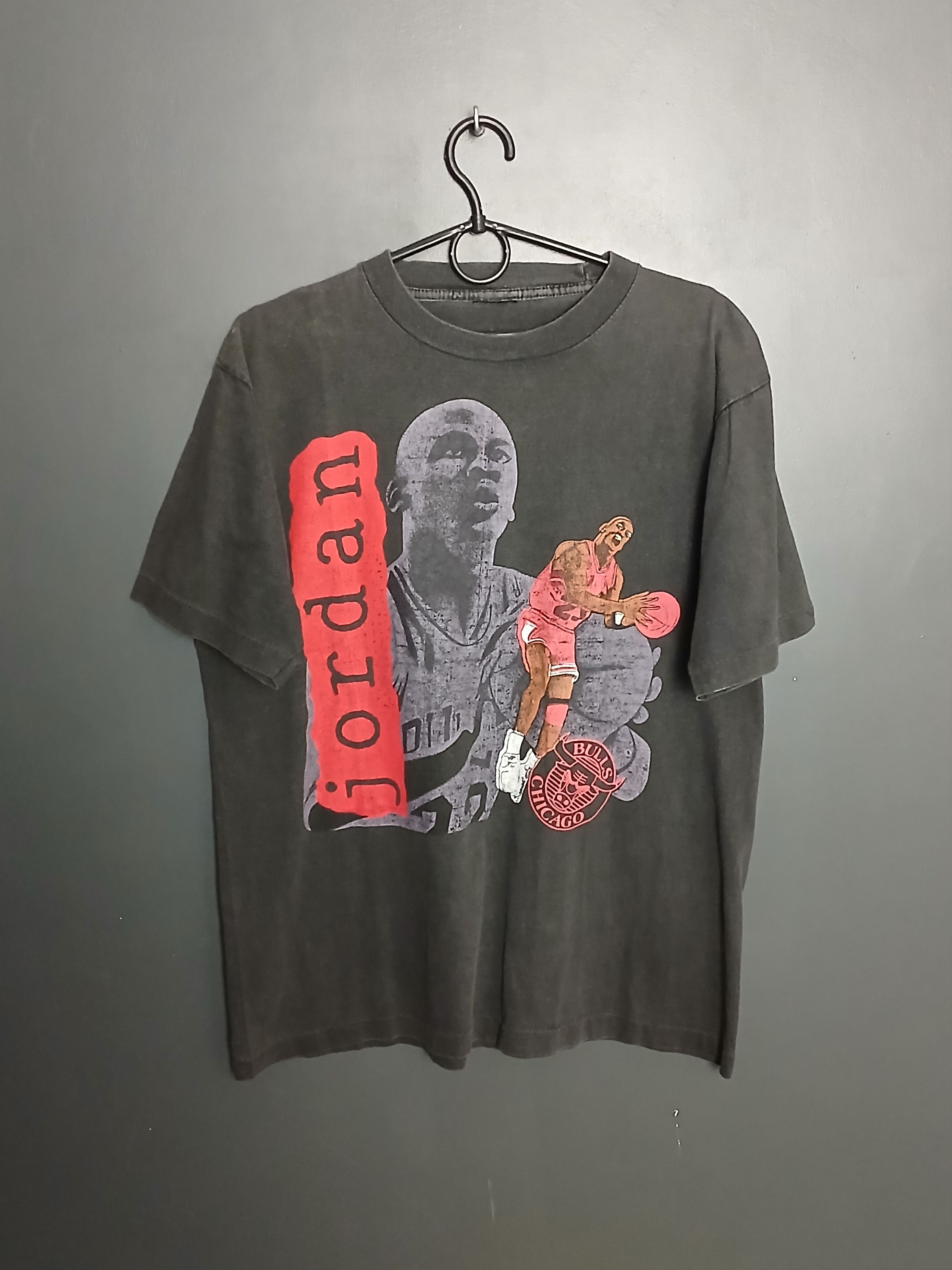 NBA Vintage NBA Chicago Bulls Jordan Single Stitch T-Shirt Size US M / EU 48-50 / 2 - 1 Thumbnail