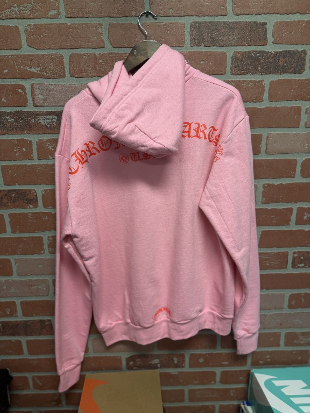 Chrome Hearts Chrome Hearts Pink Pullover Hoodie Size Small Web Exlusive Size US S / EU 44-46 / 1 - 3 Thumbnail