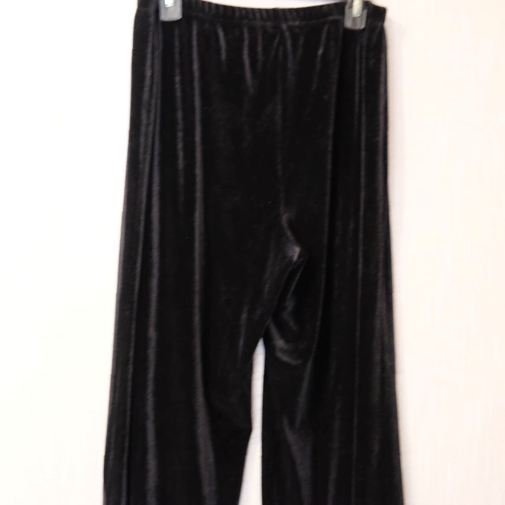Vintage Notations Black Velvet Wide-Leg Pants Pull On 1X Womens Plus Velvet Pants Wide-Leg 1X Notations Womens Size 40" / US 18 - 7 Thumbnail