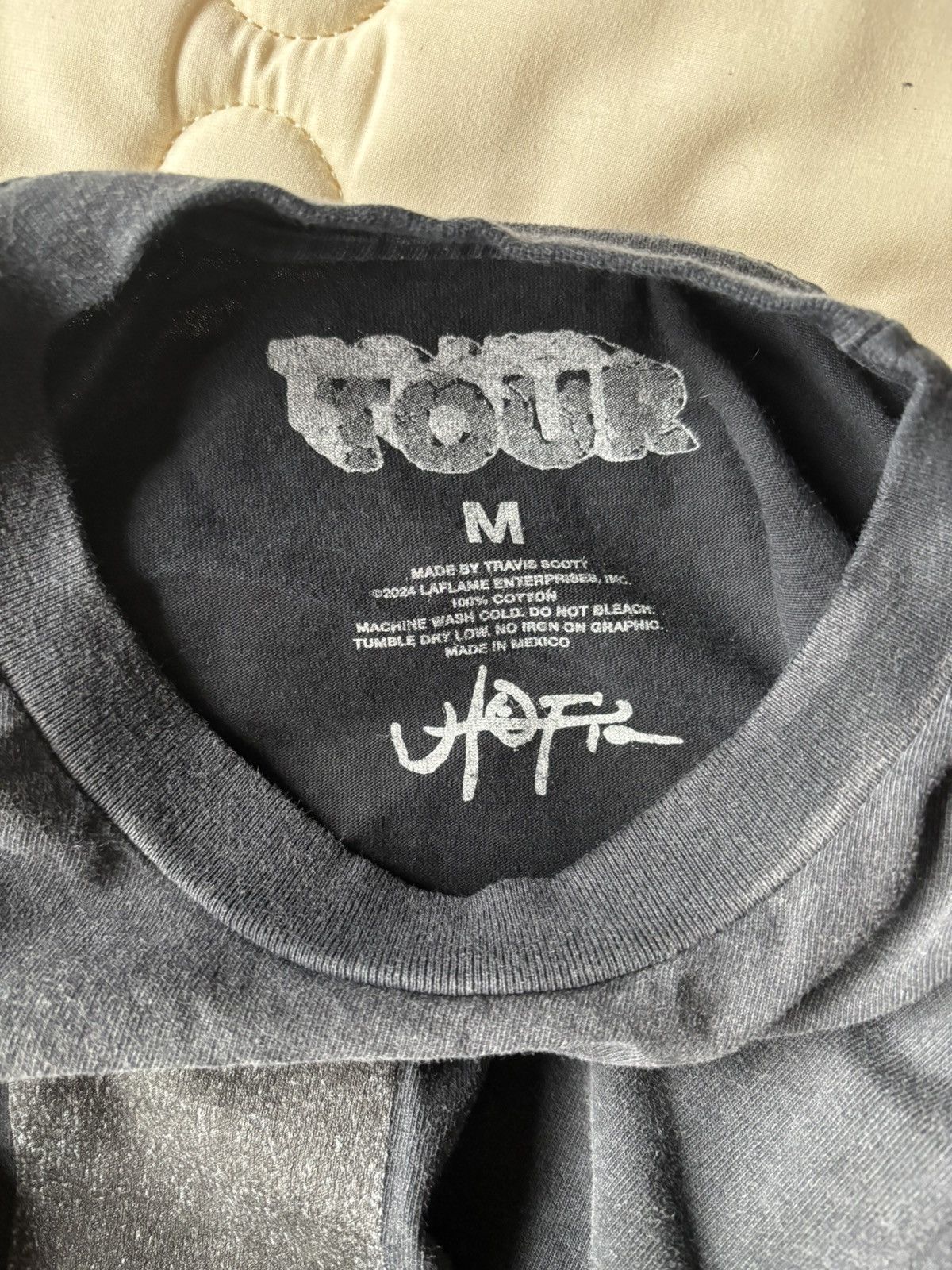 Travis Scott Exclusive Travis Scott Metlife Stadium Circus Maximus Size US M / EU 48-50 / 2 - 3 Thumbnail