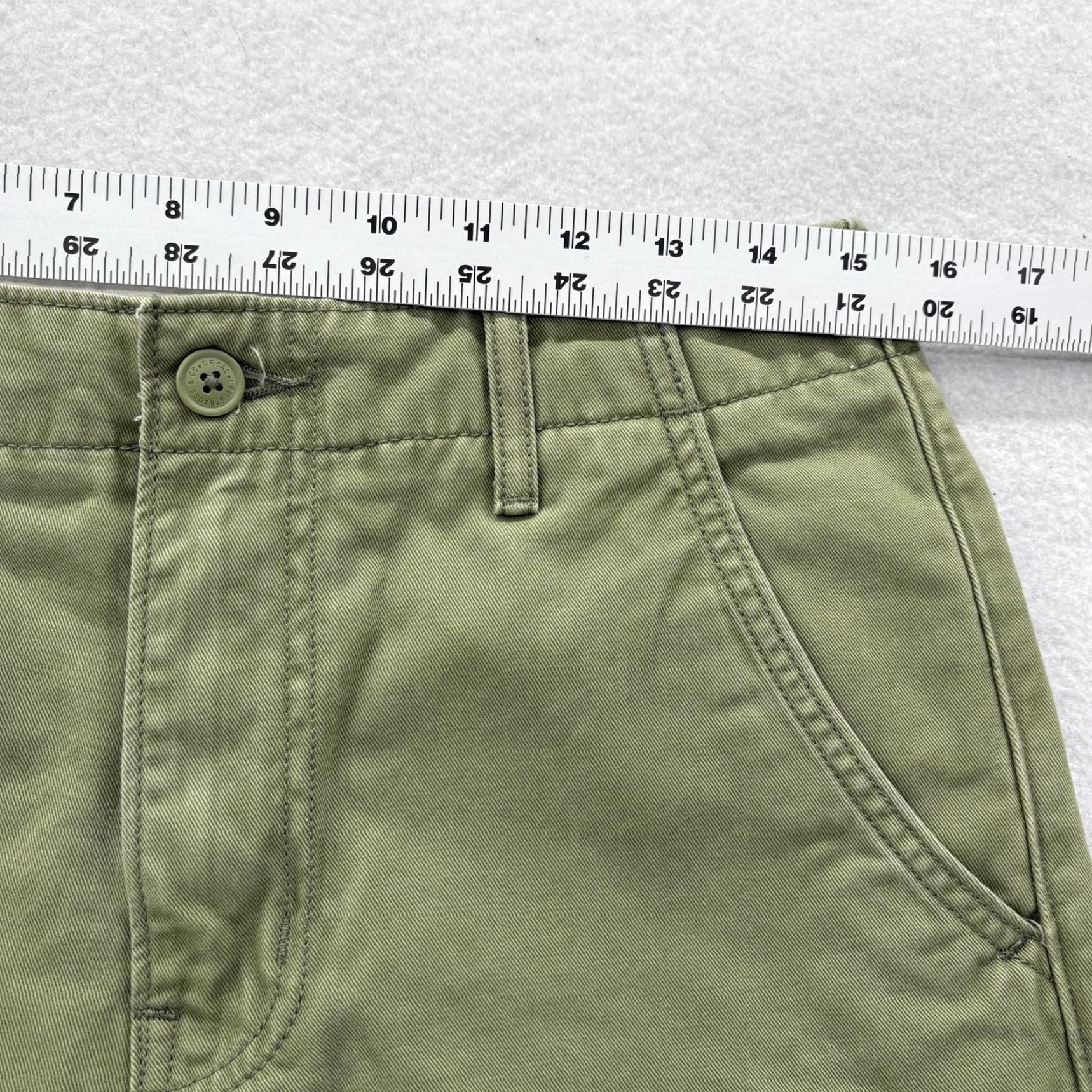Levi's Levis Cargo Pants Mens 29x30 Green 100% Cotton Straight Leg Workwear Casual Utility Pants Size US 29 - 7 Thumbnail