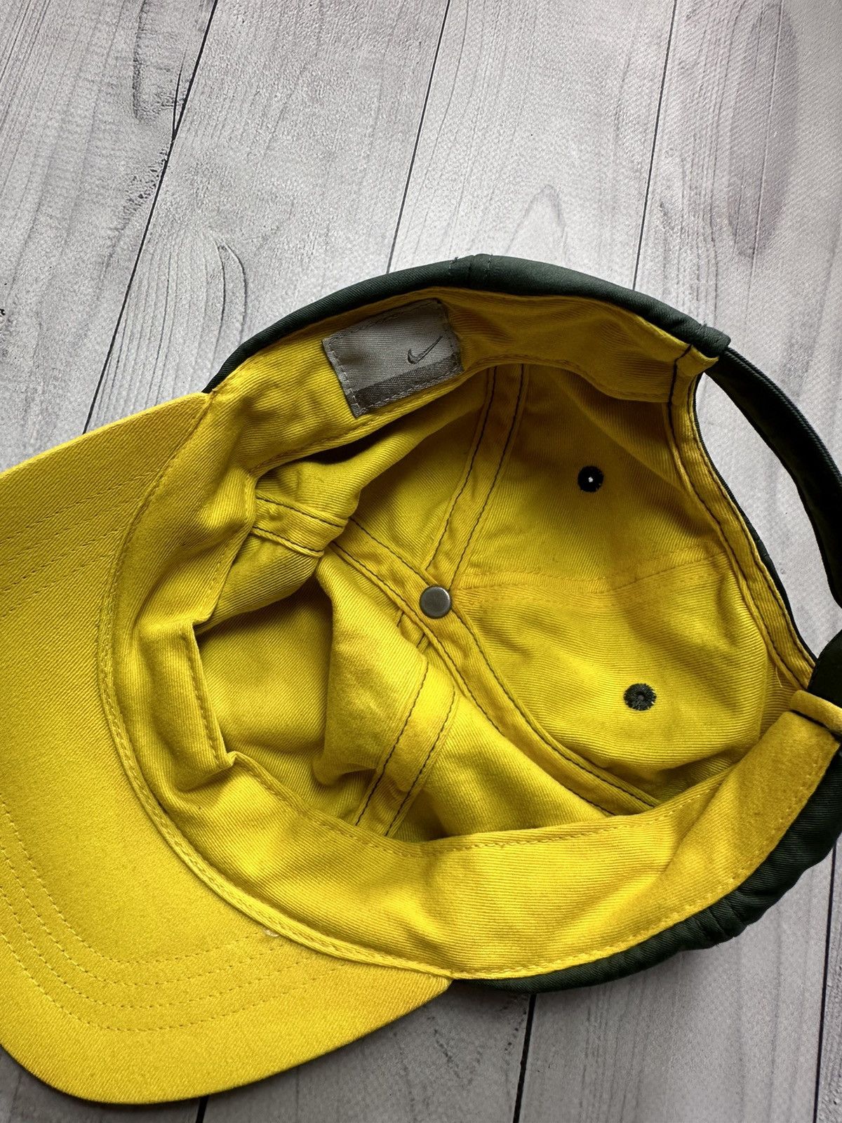 Nike × Vintage Vintage Nike Brazil soccer cap green Brasil khaki logo Size ONE SIZE - 5 Thumbnail