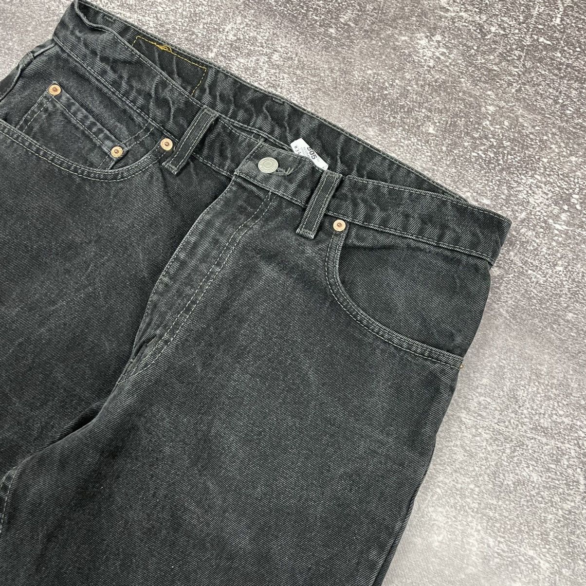 Levi's × Levi's Vintage Clothing Vintage 90’s Levi’s 505 Made in Canada Jeans Size US 34 / EU 50 - 11 Thumbnail