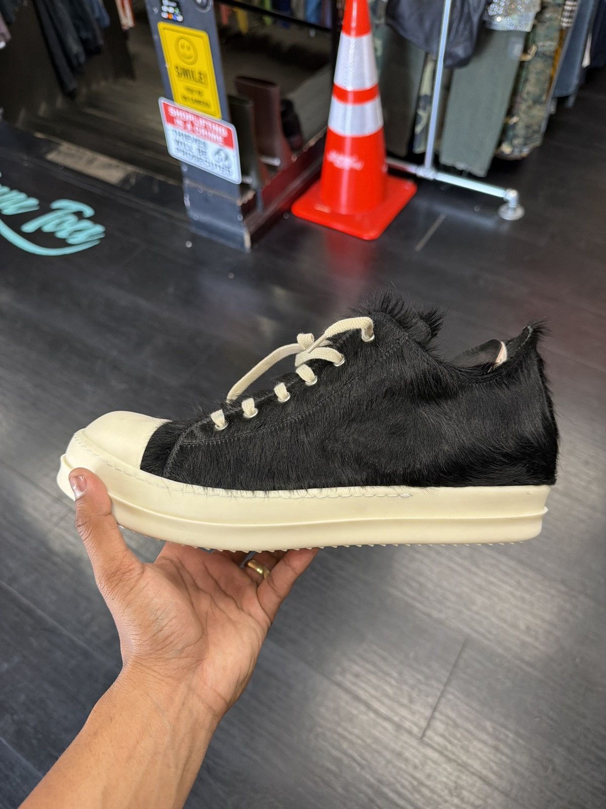 Rick Owens Rick owens low top pony hair romone Size US 14 / EU 47 - 12 Thumbnail