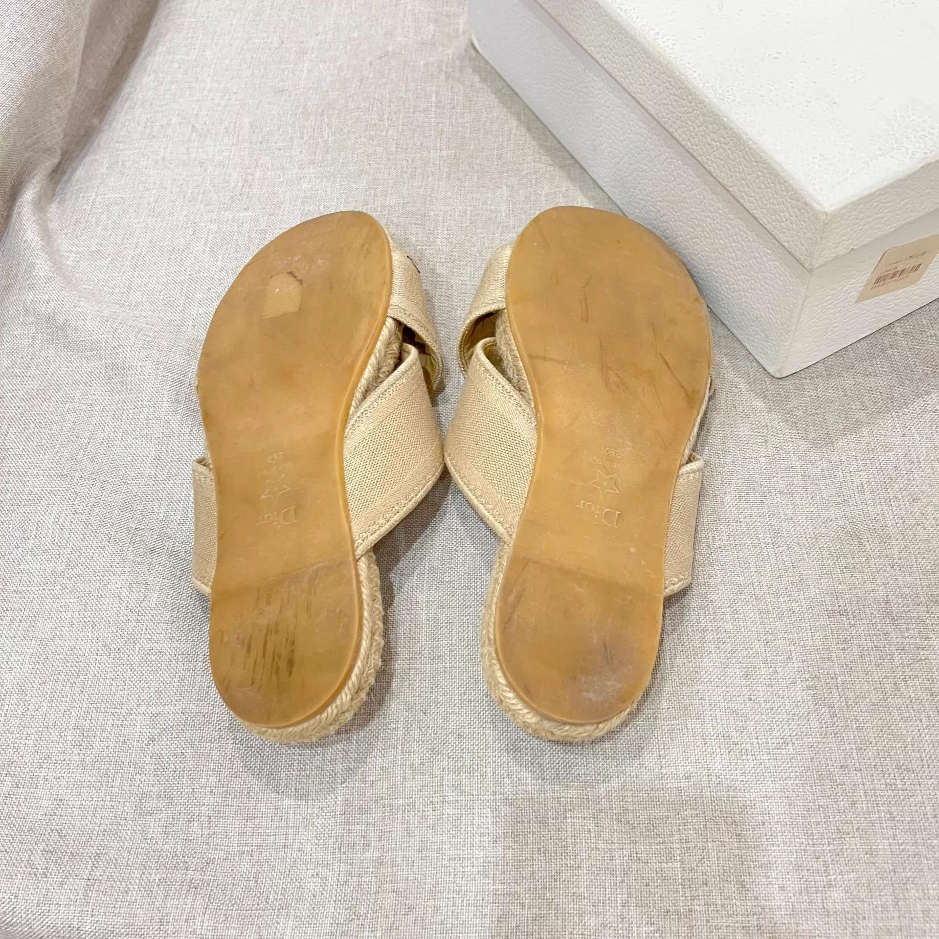 Dior Dior Resort Straw Slide Logo 39 98New Box/DustBag Size US 8.5 / IT 38.5 - 6 Thumbnail
