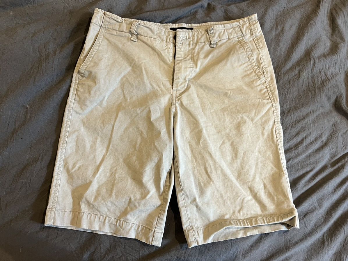 Aeropostale Aeropostale Flat Front Khaki Shorts Size US 30 / EU 46 - 1 Thumbnail