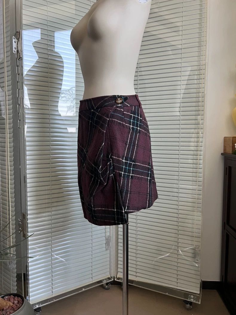 Vivienne Westwood Vivienne Westwood size2 English wool tweed asymmetrical hal Size 26" / US 2 / IT 38 - 2 Thumbnail