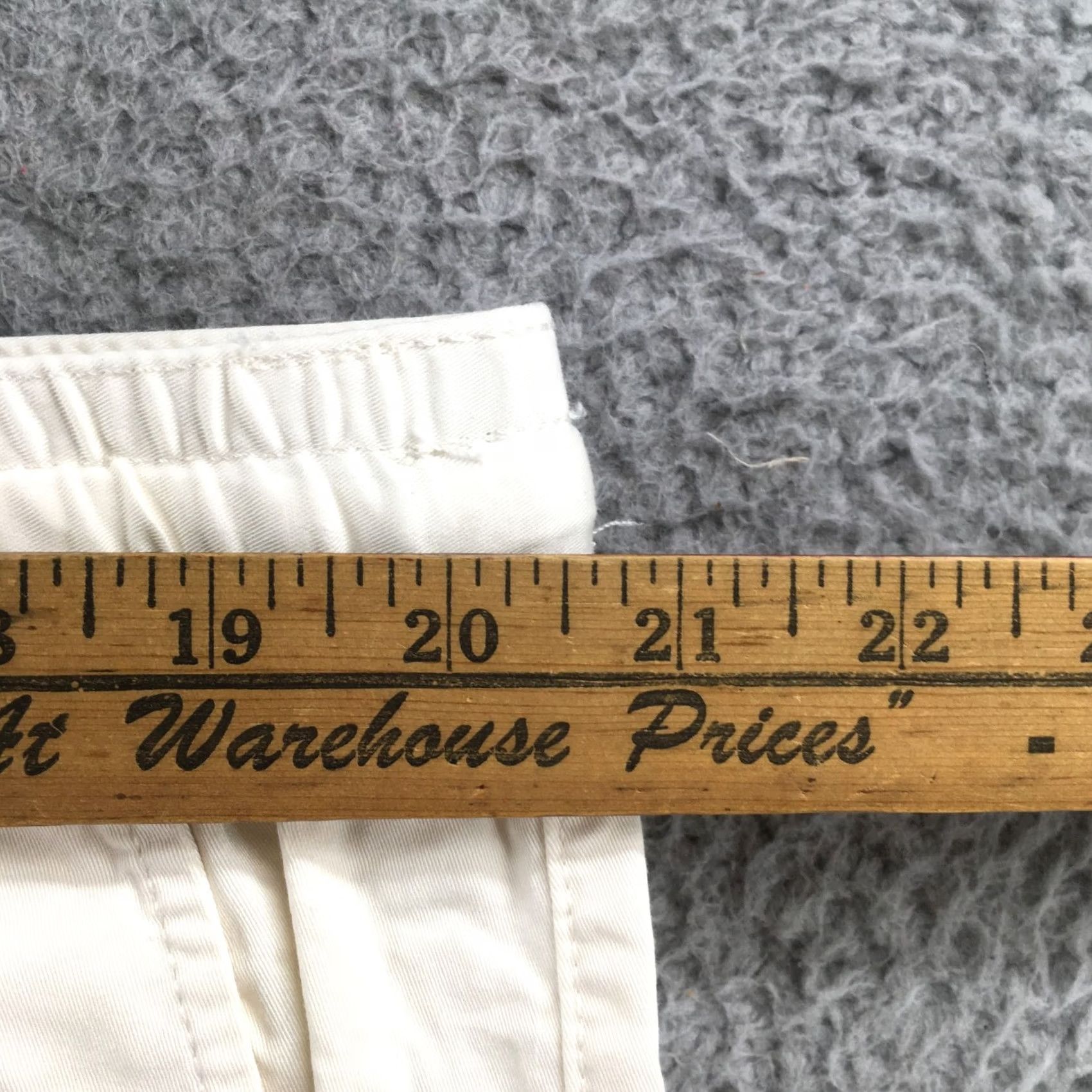 H&M H&M Relaxed Fit Jogger Pants Womens XL Beige Cotton Blend Hi-Rise Flats Front Pockets Regular Inseam 29 Pants Casual Womens Size 40" / US 18 - 5 Thumbnail