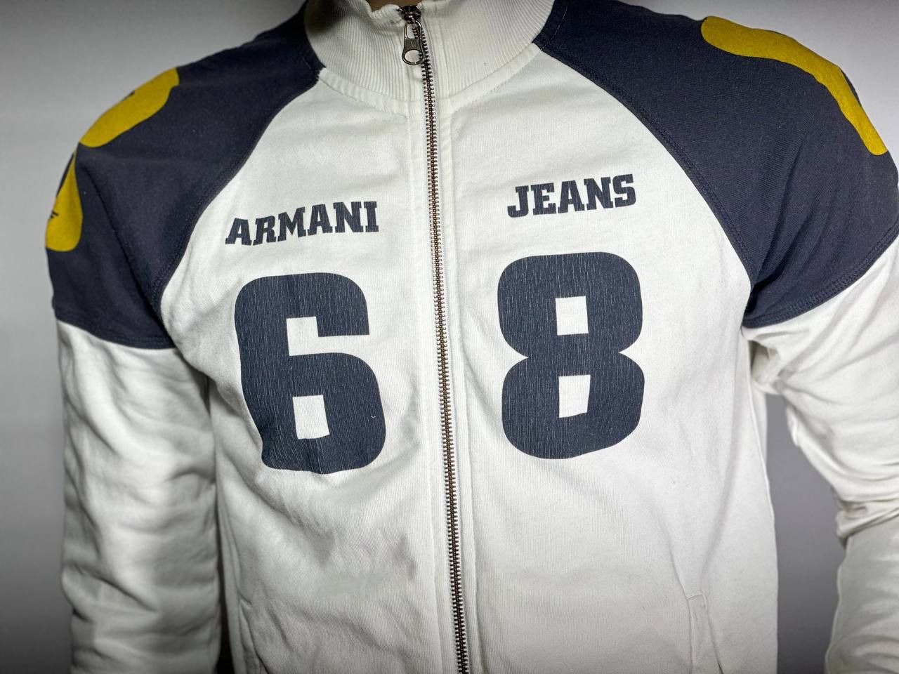 Armani Men's white sports jacket of the Armani jeans brand, size M Size US M / EU 48-50 / 2 - 2 Thumbnail