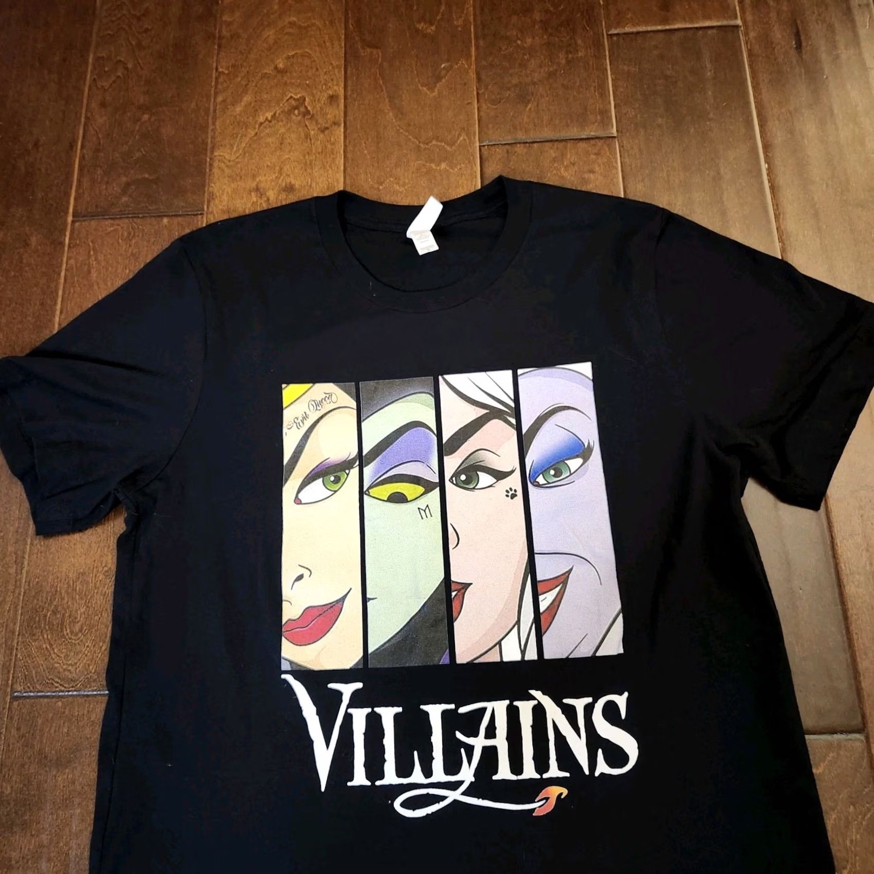 Disney Disney Villains Womens Black T-Shirt M Maleficent Cruella Ursula Evil Queen Canvas Cartoon Disney Villains Cap Sleeve Size M / US 6-8 / IT 42-44 - 5 Thumbnail
