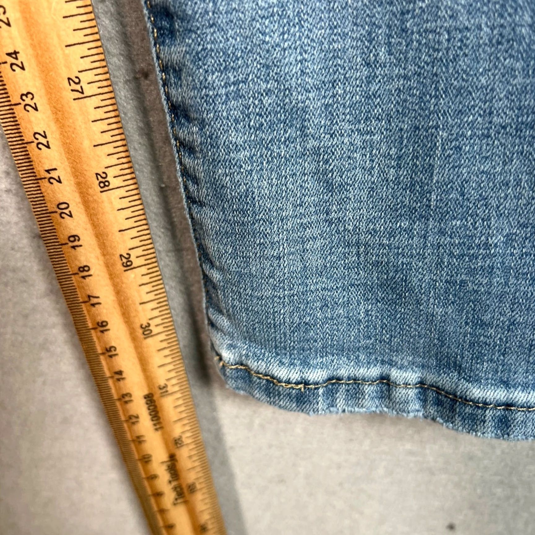 Levi's Levi's Women's High Rise Straight Jeans 27 Light Blue Distressed Denim Size 27" / US 4 / IT 40 - 7 Thumbnail