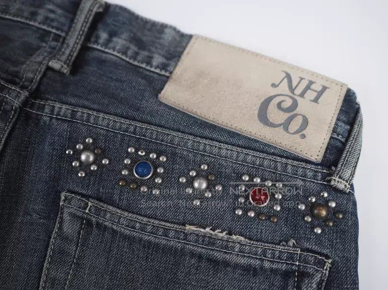Neighborhood Neighborhood size S jeans Size US 26 / EU 42 - 6 Thumbnail