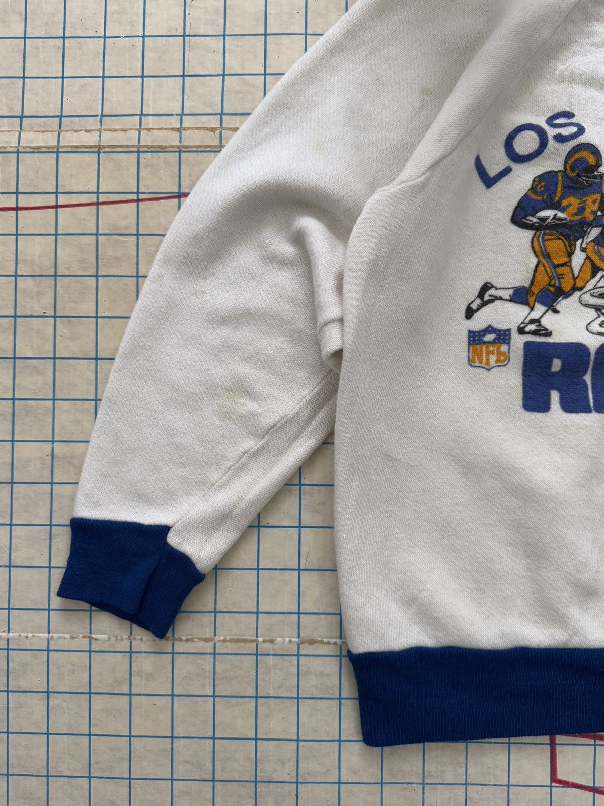 NFL × Vintage Vintage LA Rams Raglan Sleeve Crewneck Boys Kids Size Large Size US XXS / EU 40 - 4 Thumbnail