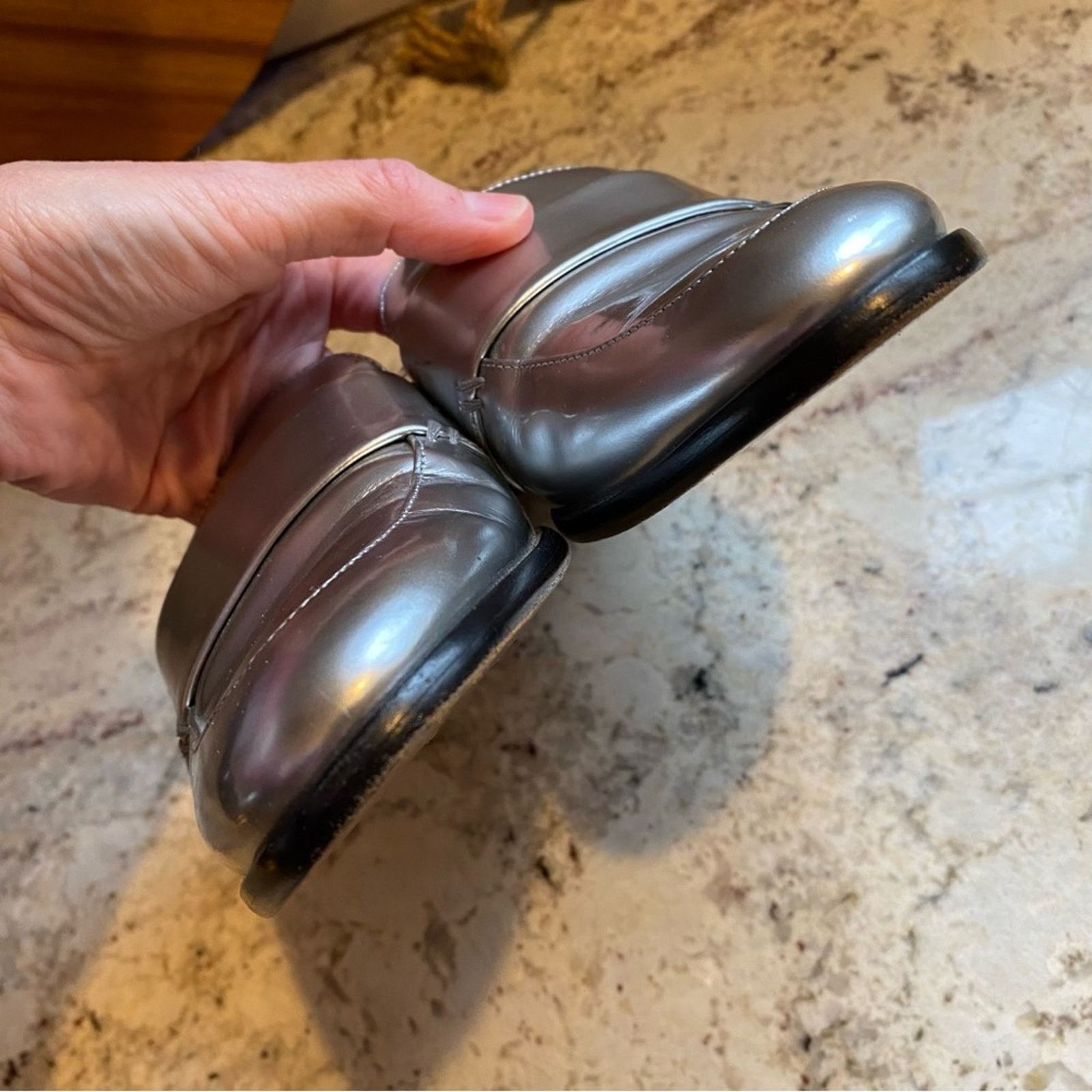 M.Gemi M. Gemi $278 The Pisa Silver Loafer Mule Size 35.5 US 5 Size US 5 / IT 35 - 5 Thumbnail