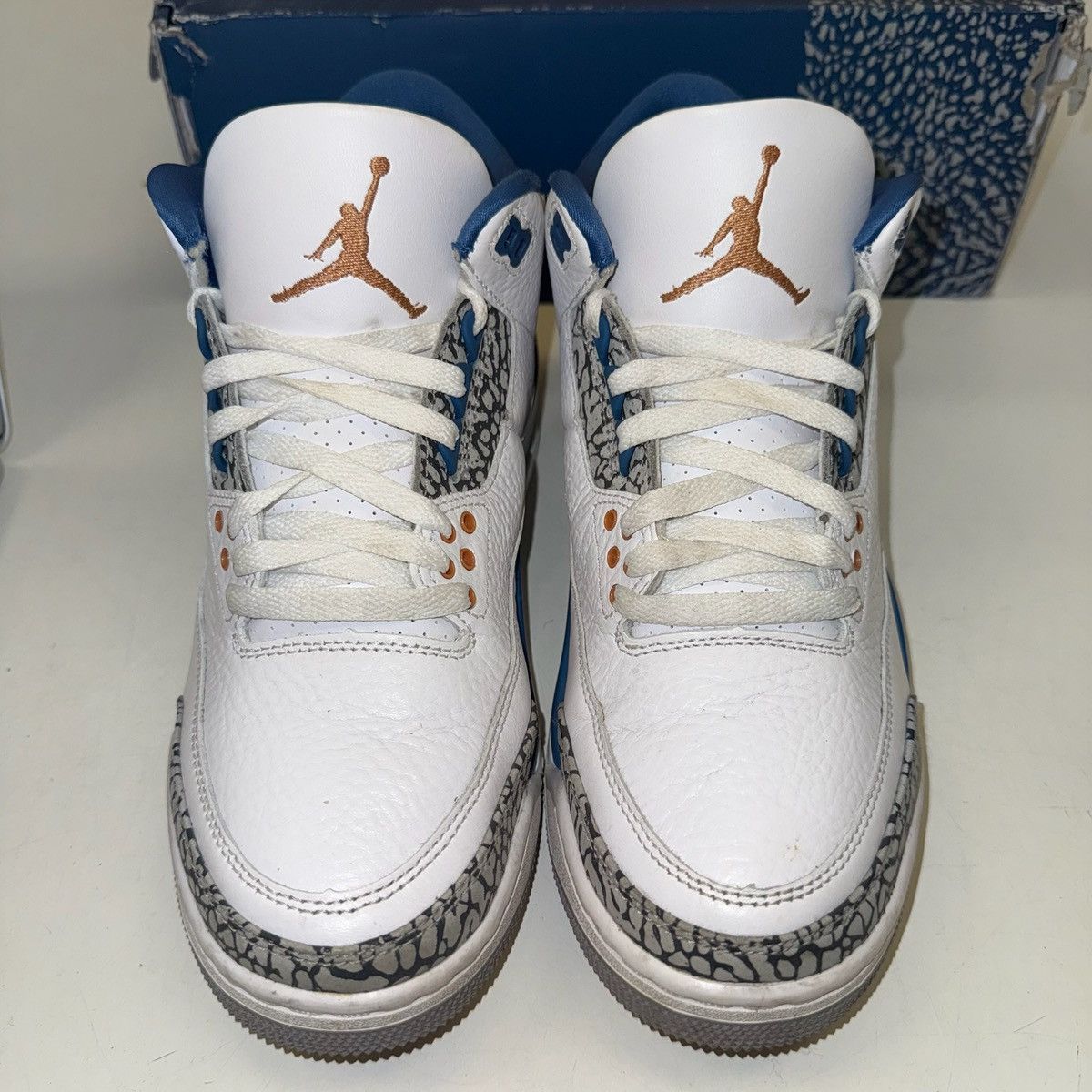 Jordan Brand Size 8 - Air Jordan 3 Retro Washington Wizards CT8532-148 Size US 8 / EU 41 - 4 Thumbnail