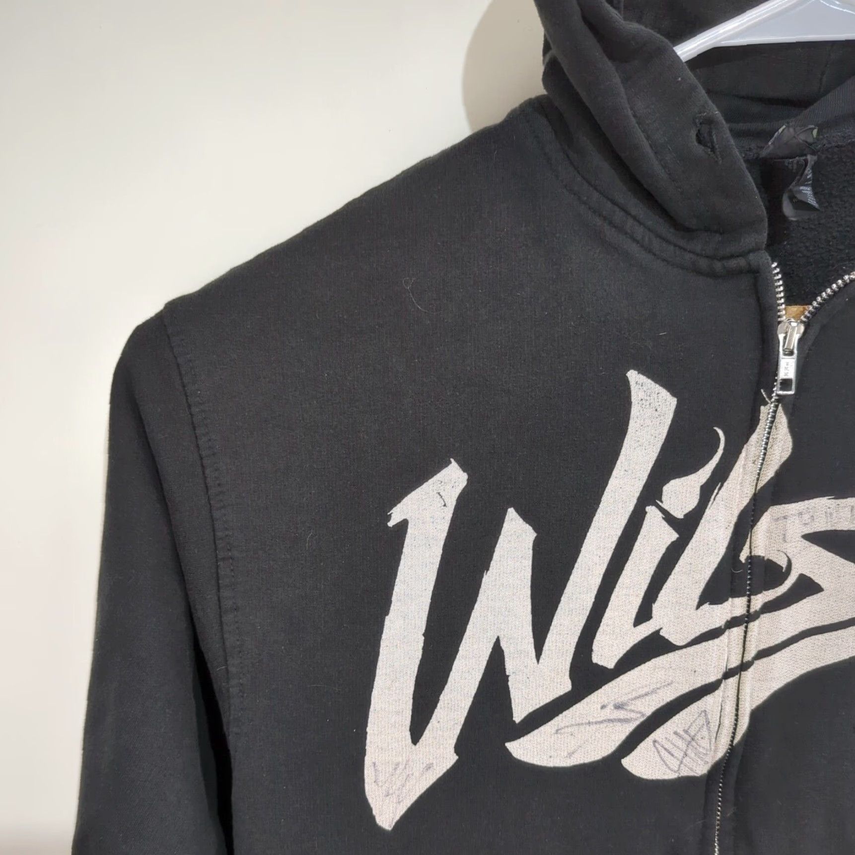 Tultex ROCK BAND Hoodie Tultex East Lansing MI USA Signed Large Black Full Zip Graphic Print Mens Adult Large Hoodie Size US L / EU 52-54 / 3 - 5 Thumbnail