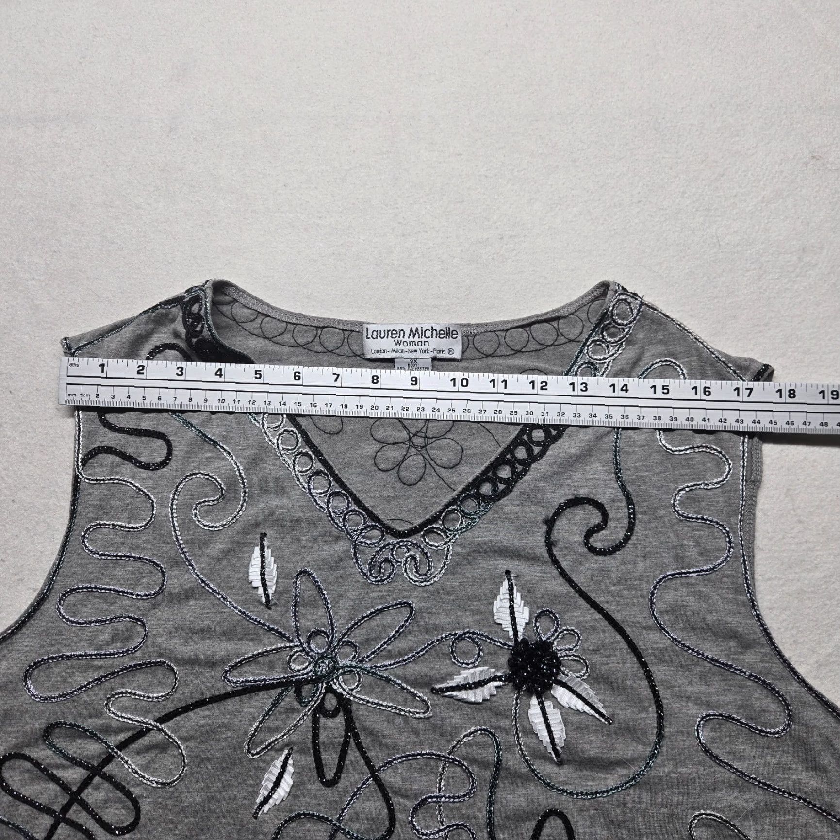 Vintage Lauren Michelle Shirt Womens 3X Gray Floral Embroidered Sleeveless Knit Blouse Summer Spring Fall Winter Plus Size Size XXL / US 16-18 / IT 52-54 - 4 Thumbnail