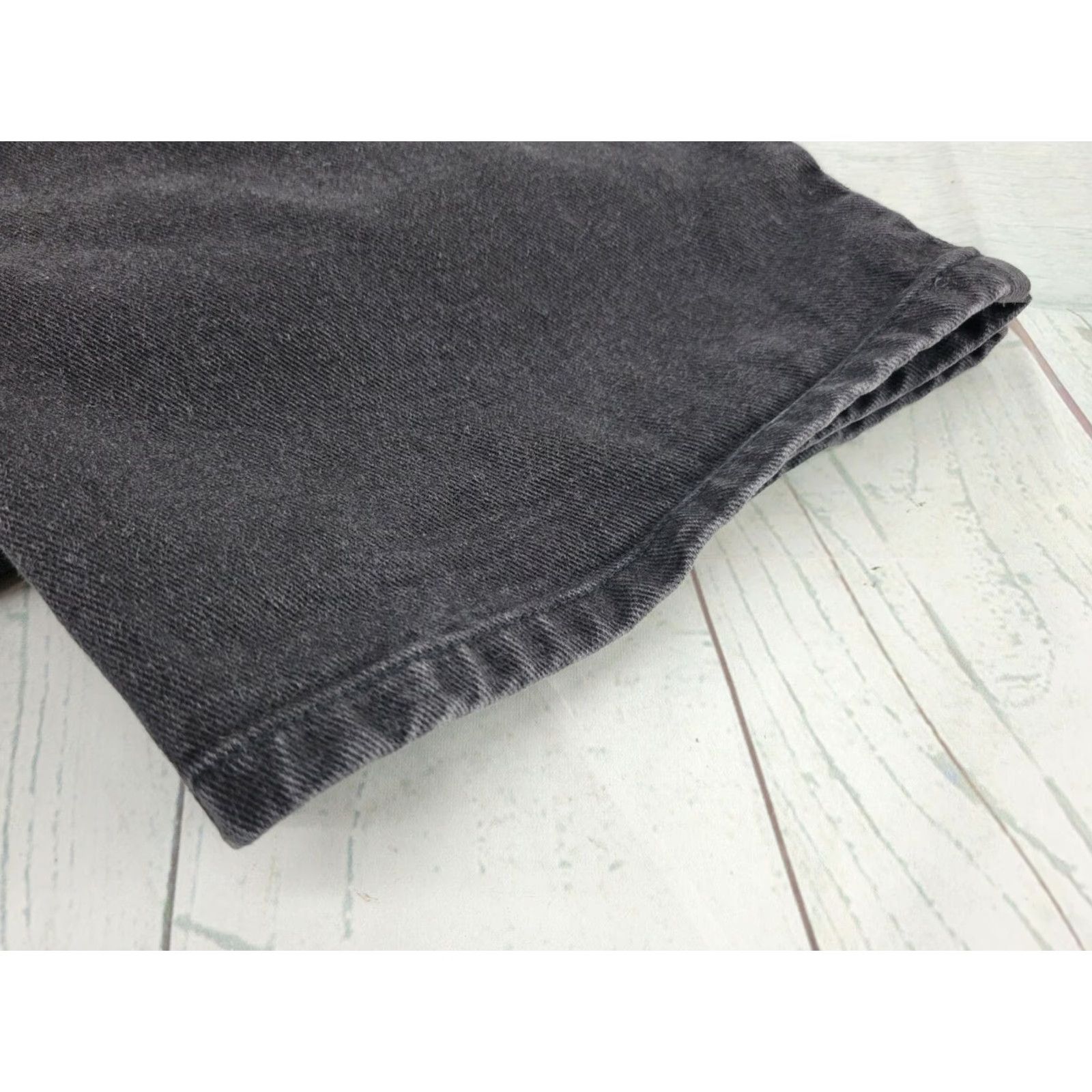 Tommy Hilfiger VINTAGE Tommy Hilfiger Jeans Bermuda 5-Pocket Denim Black 42x30 Mens Regular 90s Spell Out Waistband Stretch Size US 42 / EU 58 - 2 Thumbnail