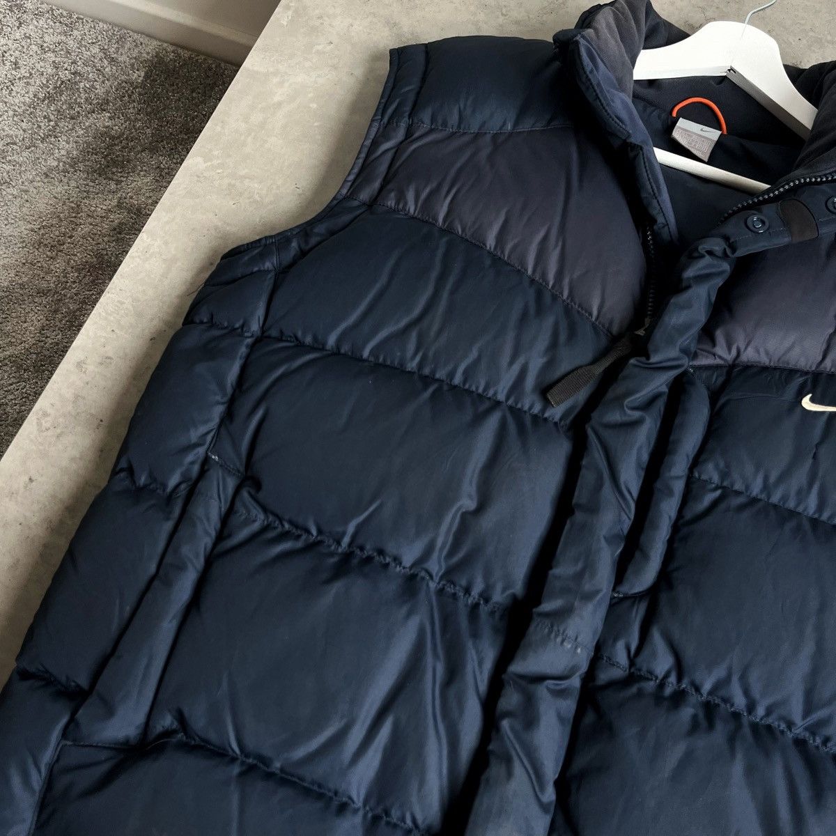 Nike Vintage Nike Puffer Vests Size US L / EU 52-54 / 3 - 3 Thumbnail