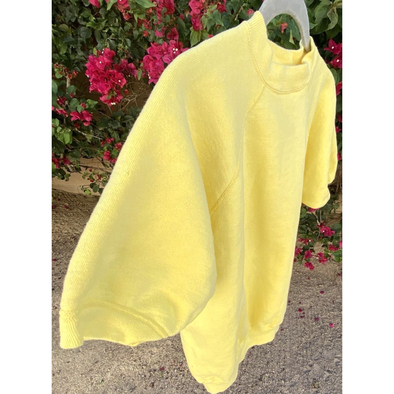 Vintage VINTAGE Yellow Raglan Short Sleeve Sweatshirt Athletic Solid Crew Neck Men One Size Cotton Rockabilly Retro 1960s 1970s Size US M / EU 48-50 / 2 - 3 Thumbnail
