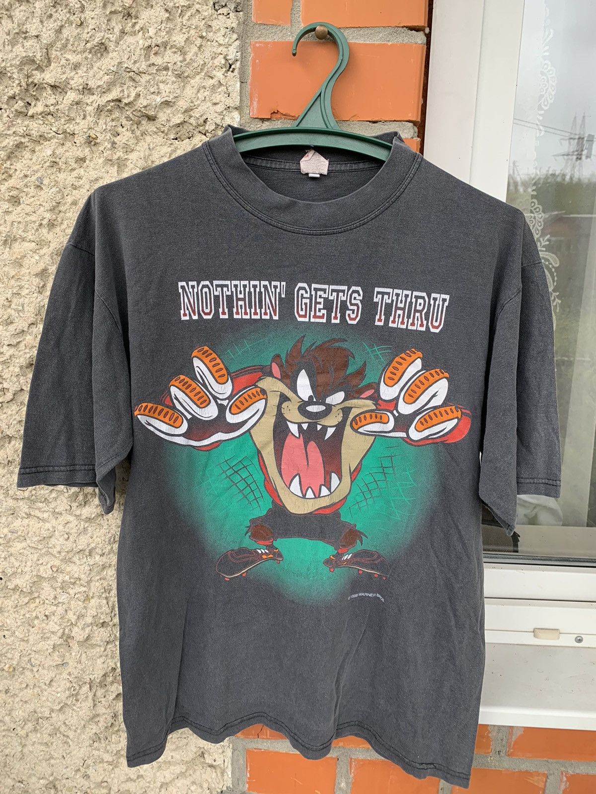 Cartoon Network Vintage Warner Bros Looney Tunes 1990s Taz T-shirt Size US M / EU 48-50 / 2 - 1 Thumbnail