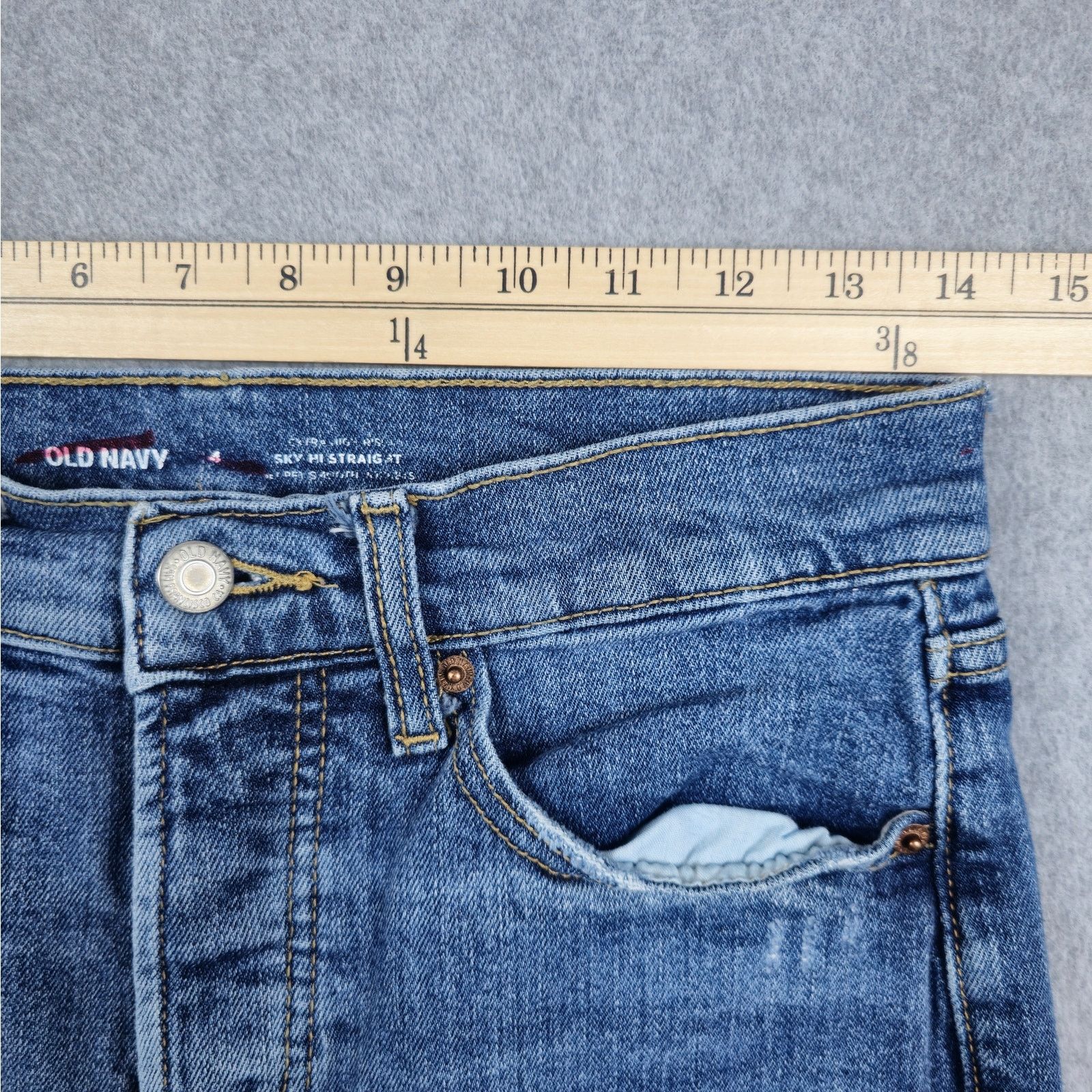 Old Navy Old Navy 4 Sky Hi Straight Button Fly Ripped Jeans 27x27 Size 27" / US 4 / IT 40 - 14 Thumbnail