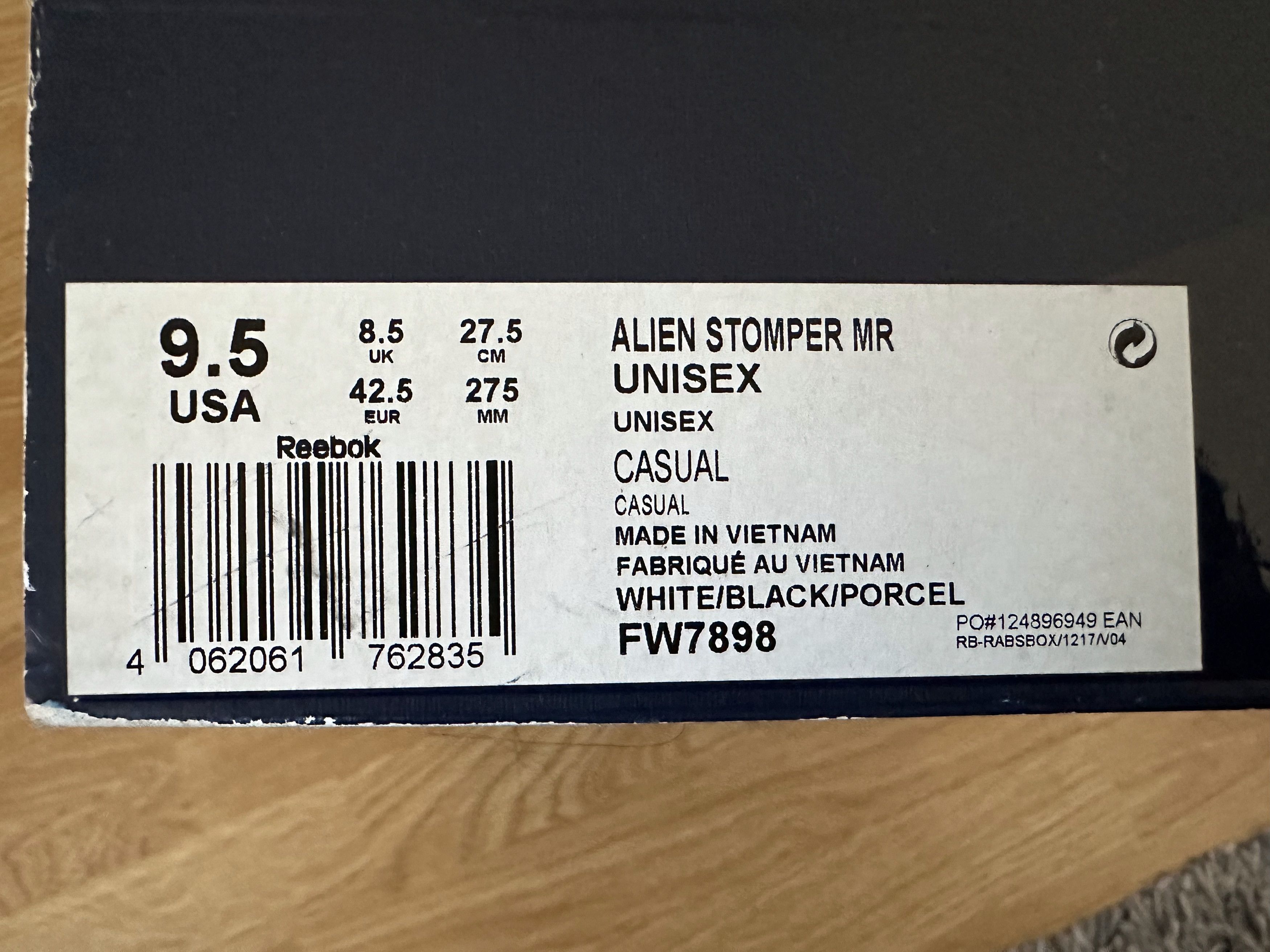 Reebok (Mountain Research) Alien Stomper Size US 11 / EU 44 - 15 Thumbnail