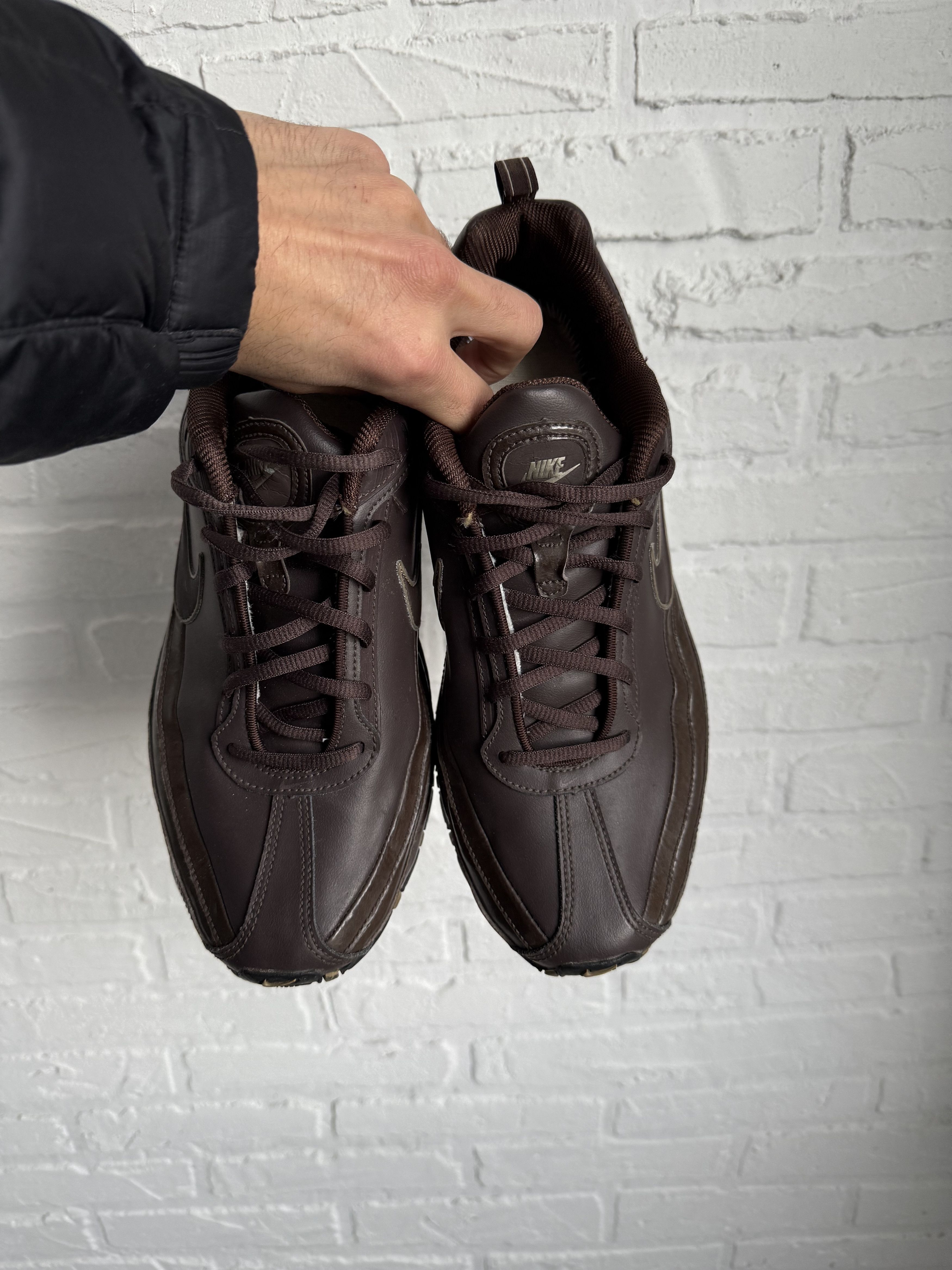 Nike Vintage 2007 OG Nike brown sneakers dad shoes Size US 10.5 / EU 43-44 - 18 Thumbnail