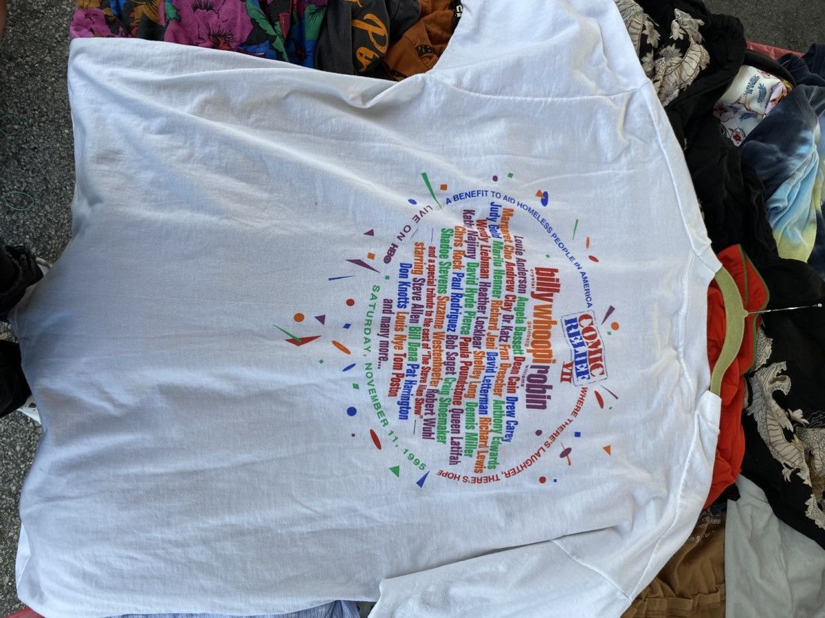 Vintage Comic Relief Vintage Shirt Signed by Whoopi Goldberg Size US XL / EU 56 / 4 - 2 Thumbnail