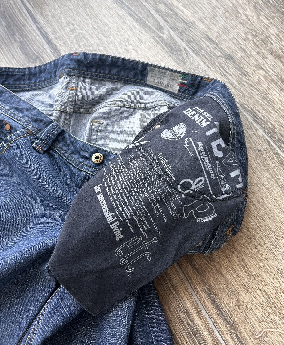 Diesel Black Gold × Vintage Vintage Diesel Larkee diesel jeans made in italy Size US 34 / EU 50 - 7 Thumbnail