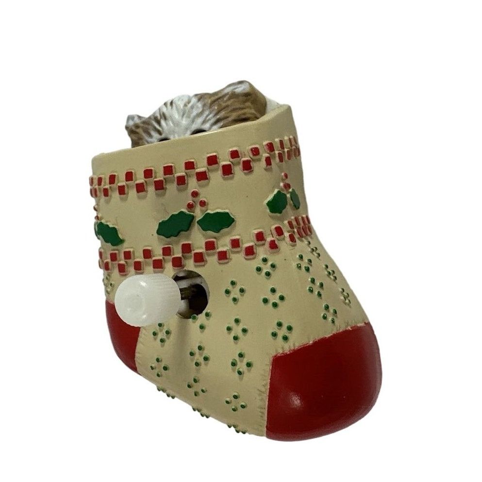 & Other Stories VTG Hallmark WindUp Kitten Christmas Stocking 1990 Brooch Size ONE SIZE - 8 Thumbnail