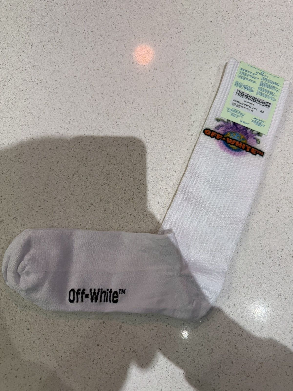Off-White Off White $125 Alien Spray Unisex Men’s/Women’s Socks Size ONE SIZE - 4 Thumbnail