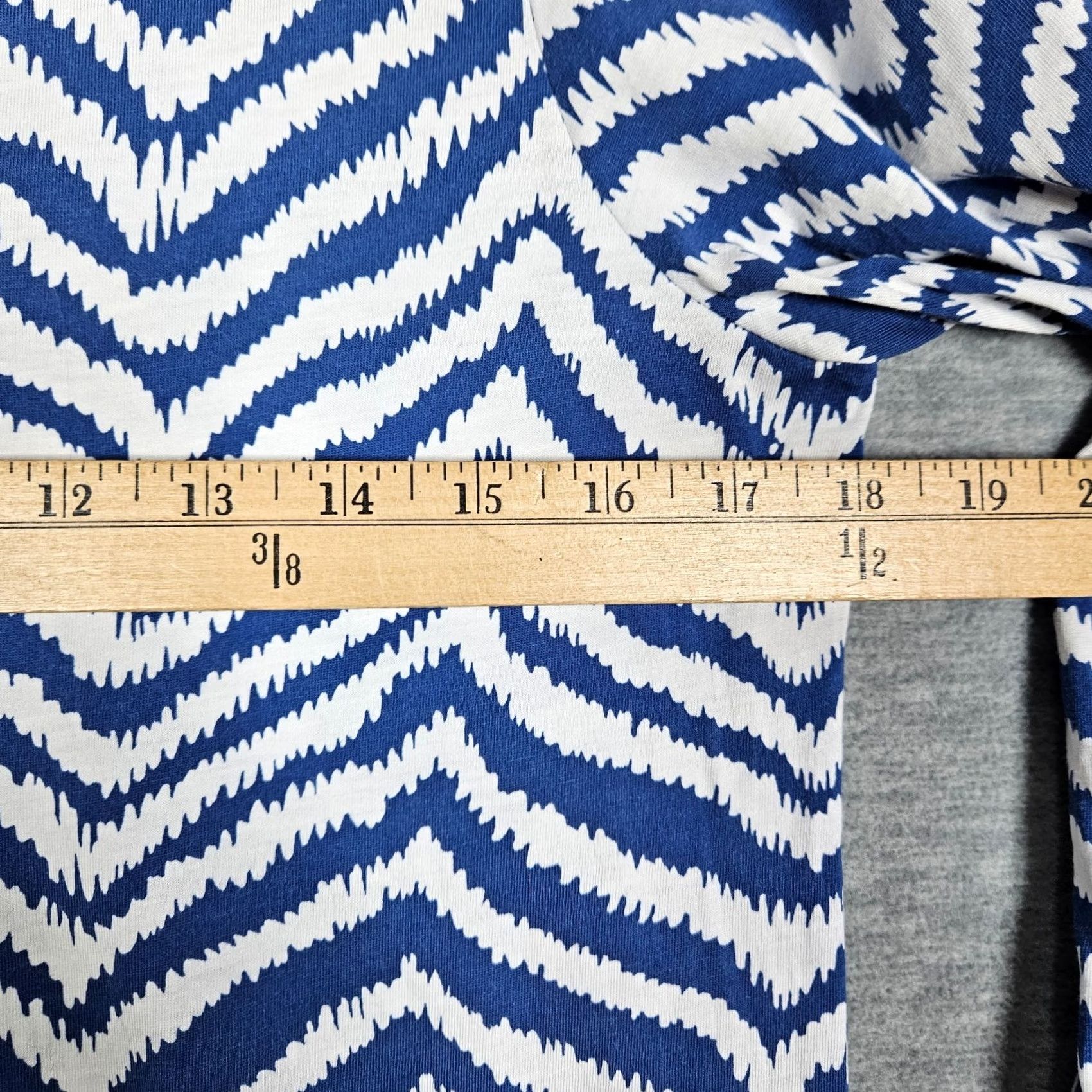 Lilly Pulitzer Lilly Pulitzer Blue Printed V-neck Stripes Women's Pima Cotton Casual Dress Sz M Size M / US 6-8 / IT 42-44 - 3 Thumbnail