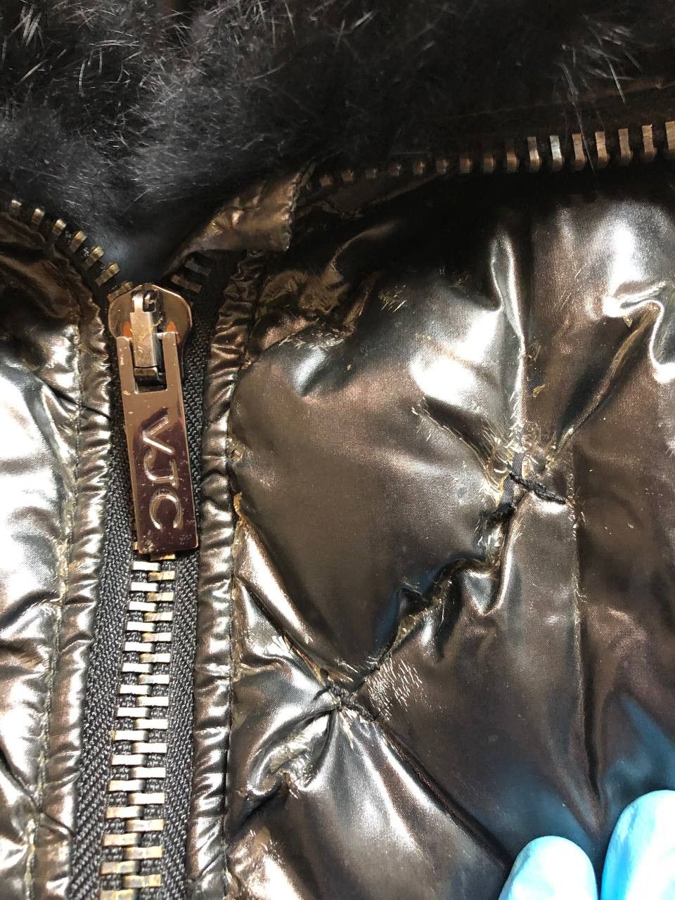 Versace Jeans Couture Versace Jeans Couture Puffer Jacket Glossy Finish Size M / US 6-8 / IT 42-44 - 7 Thumbnail