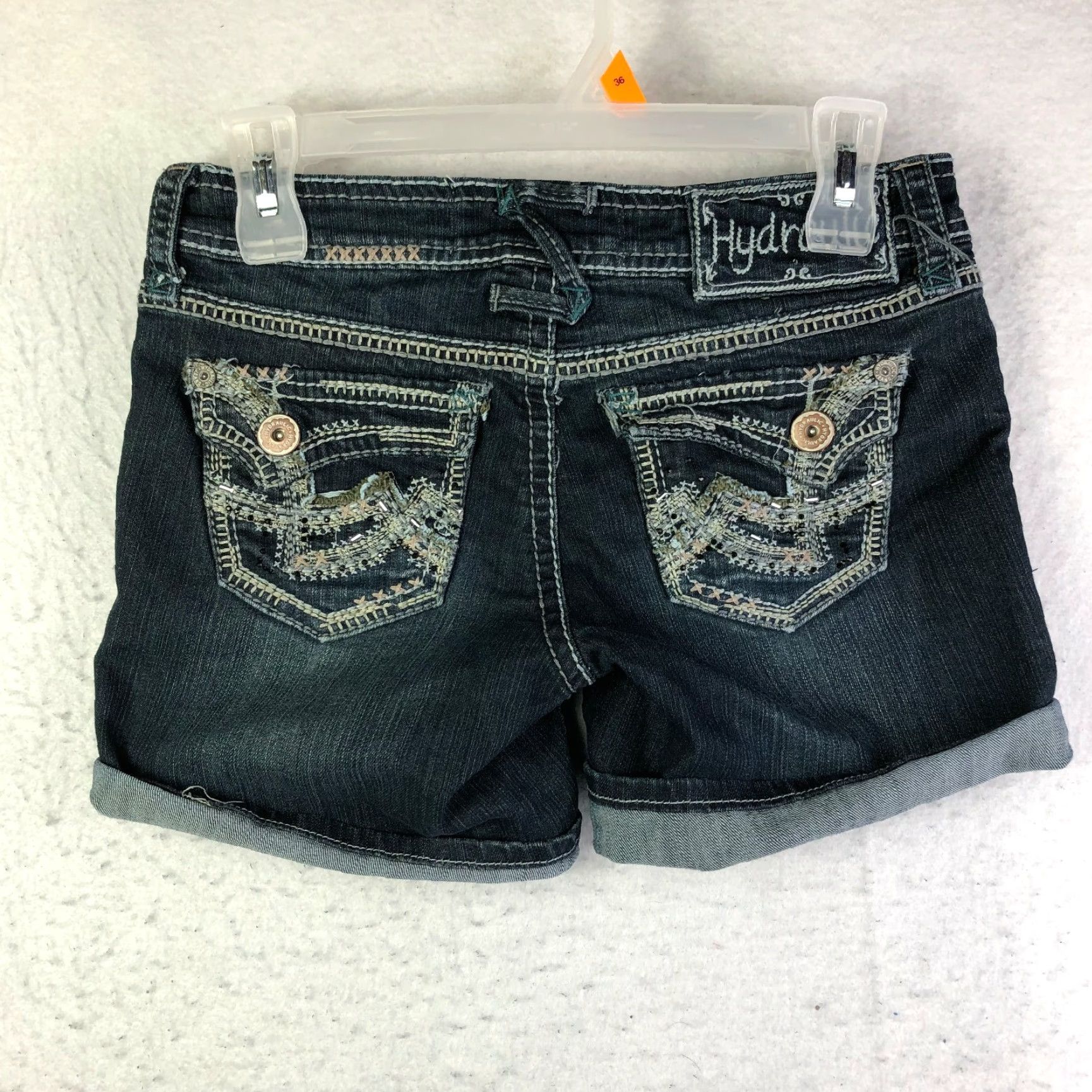 Vintage HYDRAULIC Mid Rise Boyfriend Juniors Size 2 28" Waist Dark Wash Blue Denim Shorts Women/ Girls Size 28" / US 6 / IT 42 - 5 Thumbnail