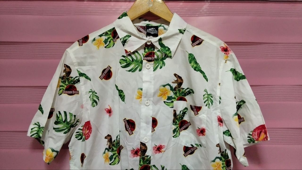 Other full print shirt jurrasic world Size US M / EU 48-50 / 2 - 4 Thumbnail