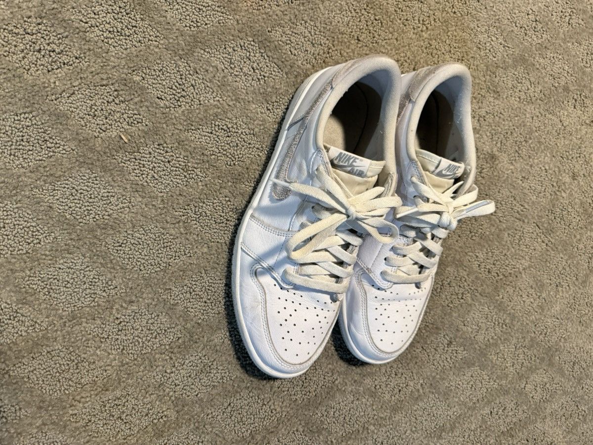 Jordan Brand × Nike AIR JORDAN 1 LOW NEURAL GREY 21 Size US 11.5 / EU 44-45 - 5 Thumbnail