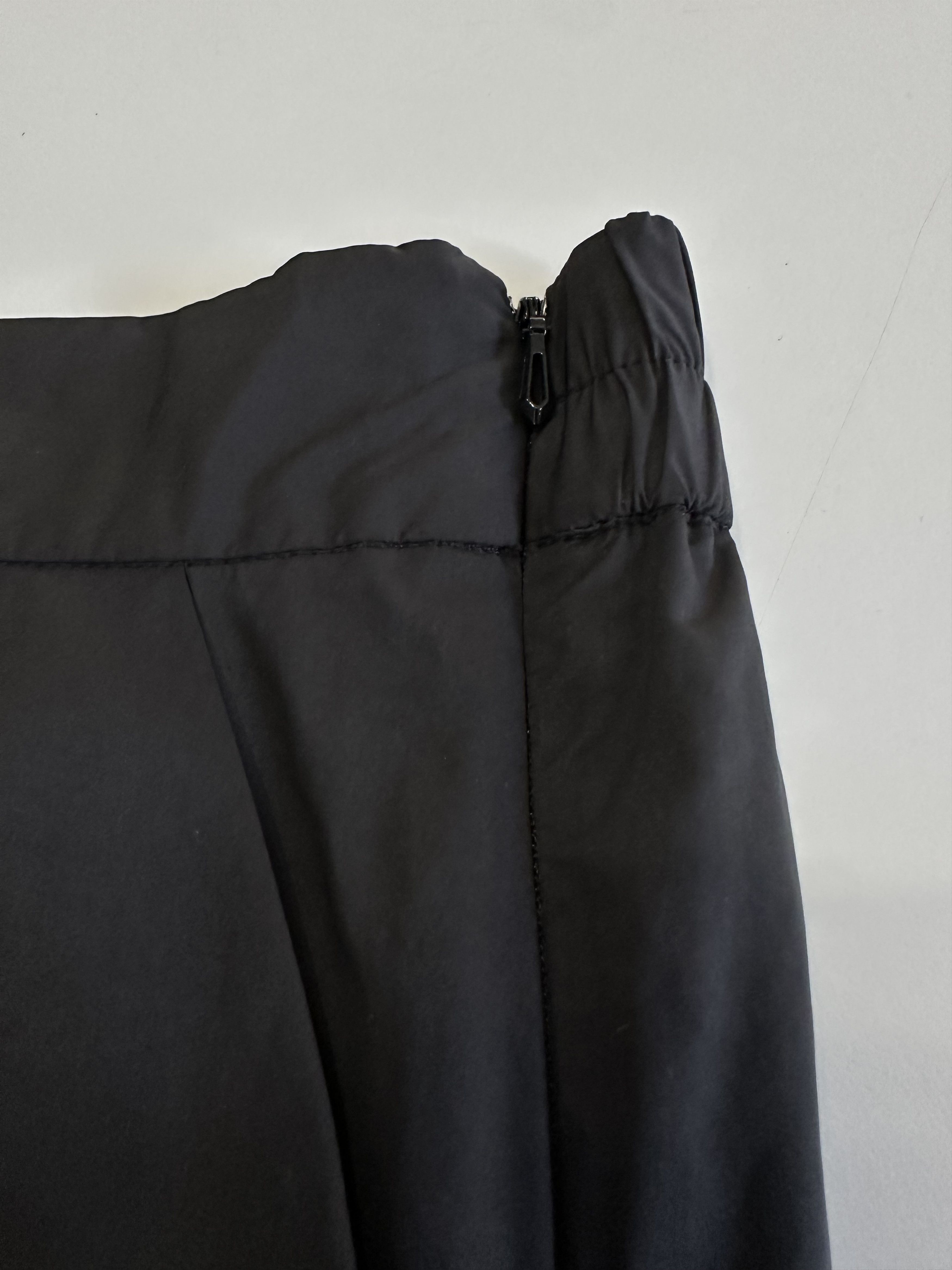 Victorinox Victorinox Black Yoga Stretch Poncho Skirt Size 44/8 Size 30" / US 8 / IT 44 - 5 Thumbnail