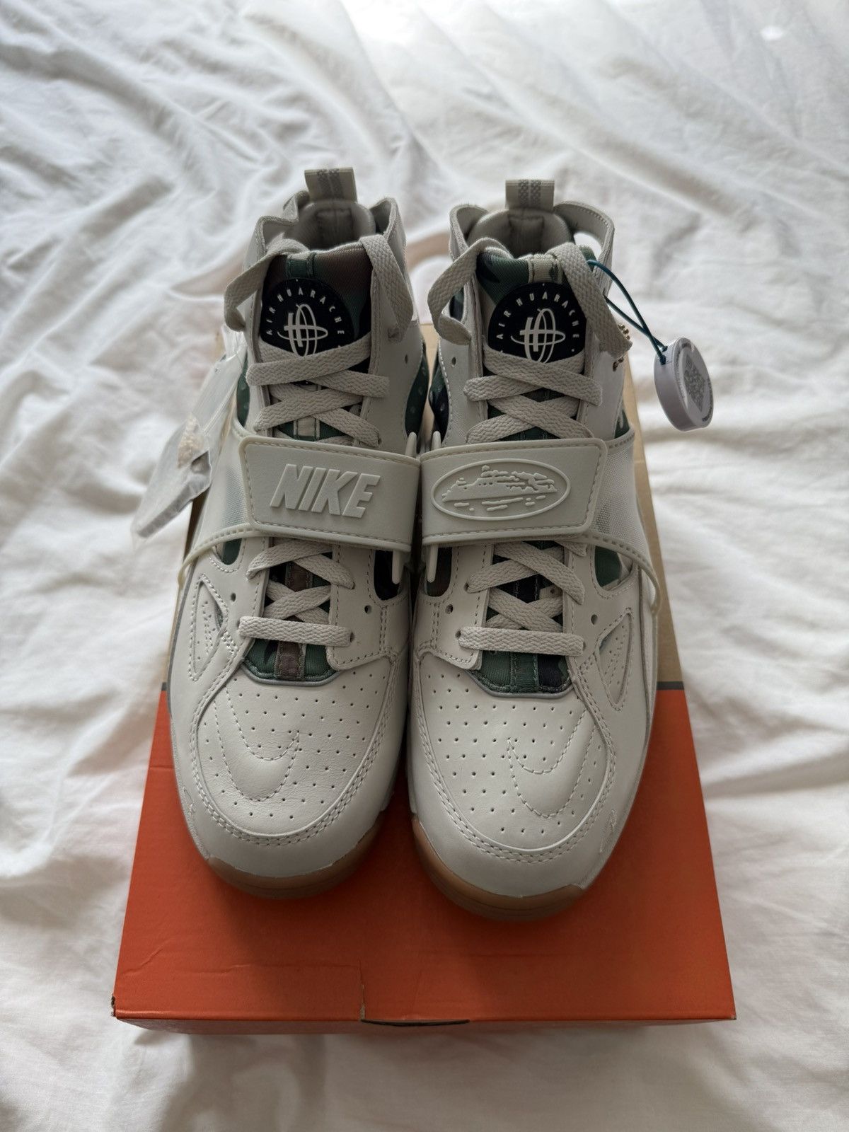 Corteiz × Nike NIKE CORTEIZ AIR HUARACHE TRAINERS Size US 9.5 / EU 42-43 - 5 Thumbnail